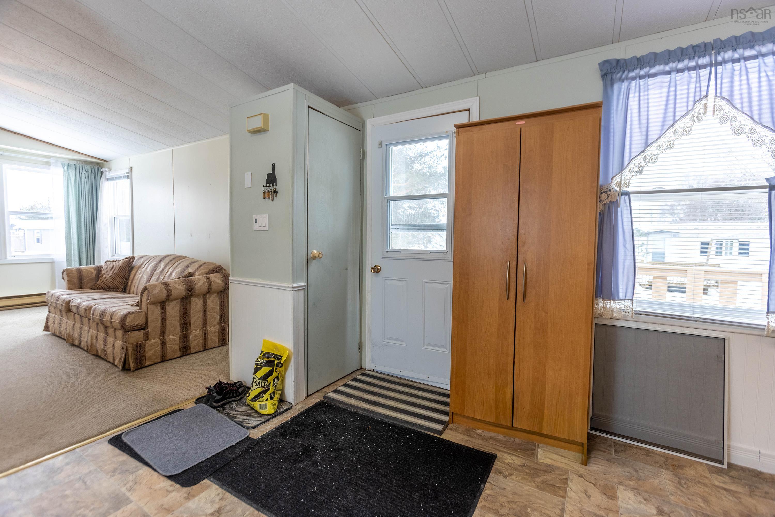 $109,900.00: 2 Costin Drive, Amherst