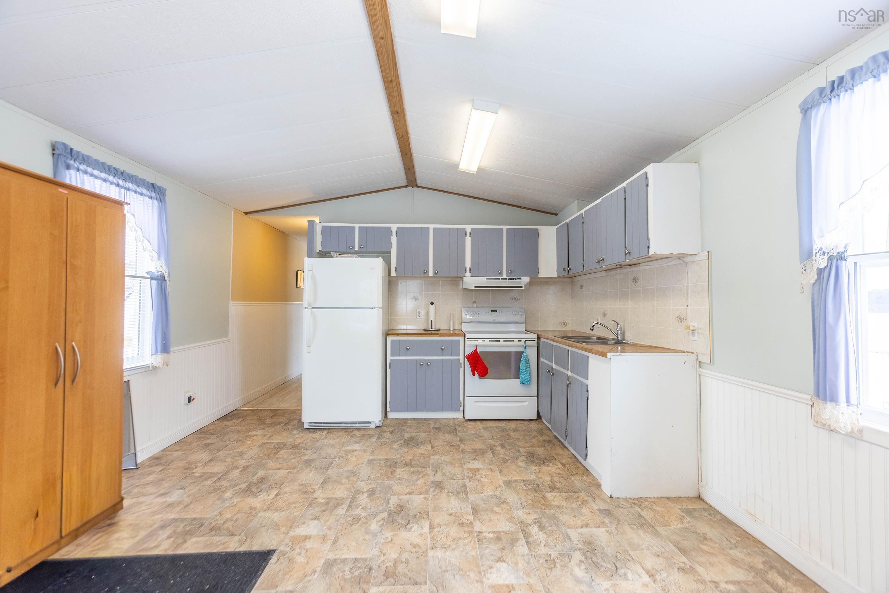 $109,900.00: 2 Costin Drive, Amherst