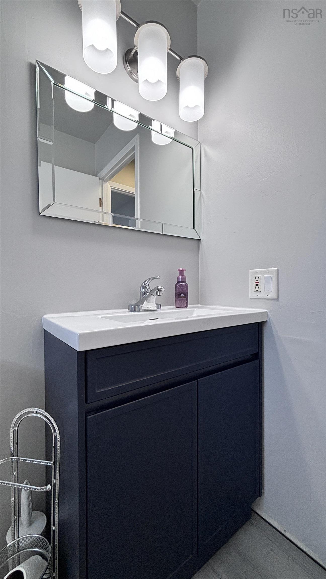 $329,900.00: 130 PASSCHENDAELE Avenue, Debert