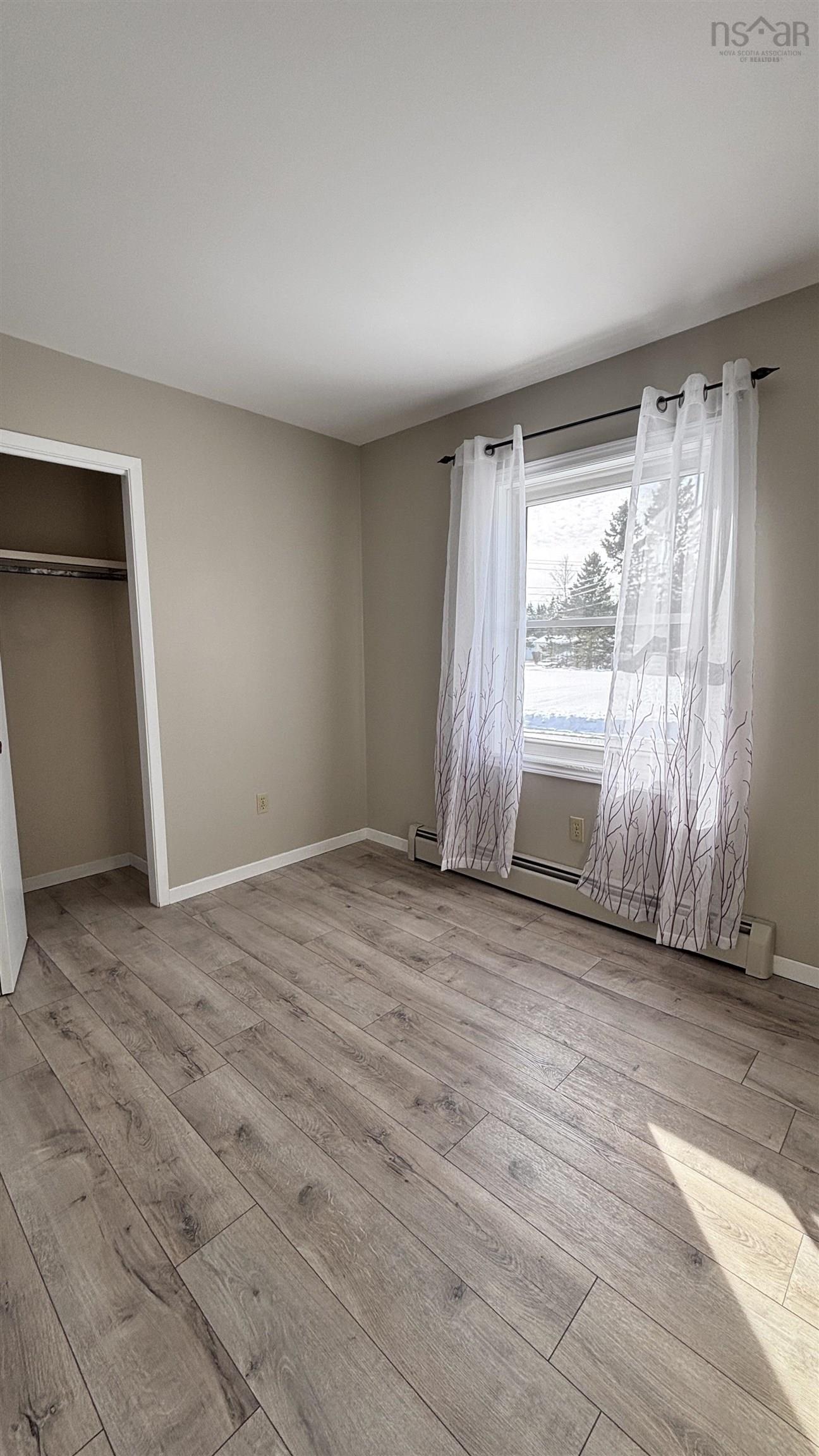 $329,900.00: 130 PASSCHENDAELE Avenue, Debert