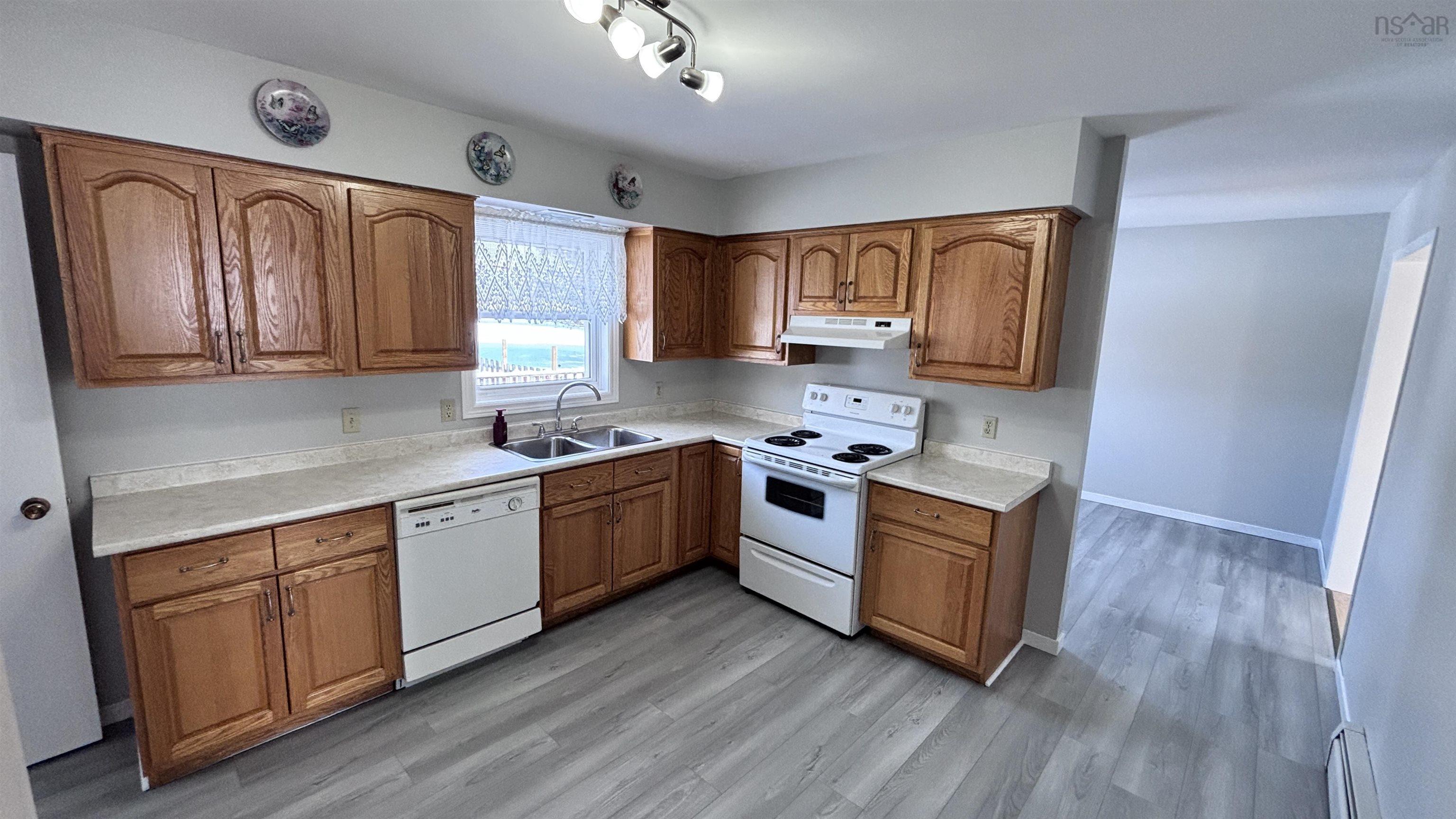 $329,900.00: 130 PASSCHENDAELE Avenue, Debert