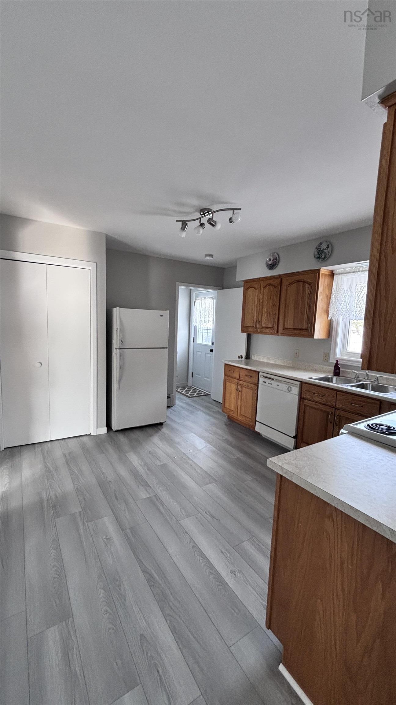 $329,900.00: 130 PASSCHENDAELE Avenue, Debert