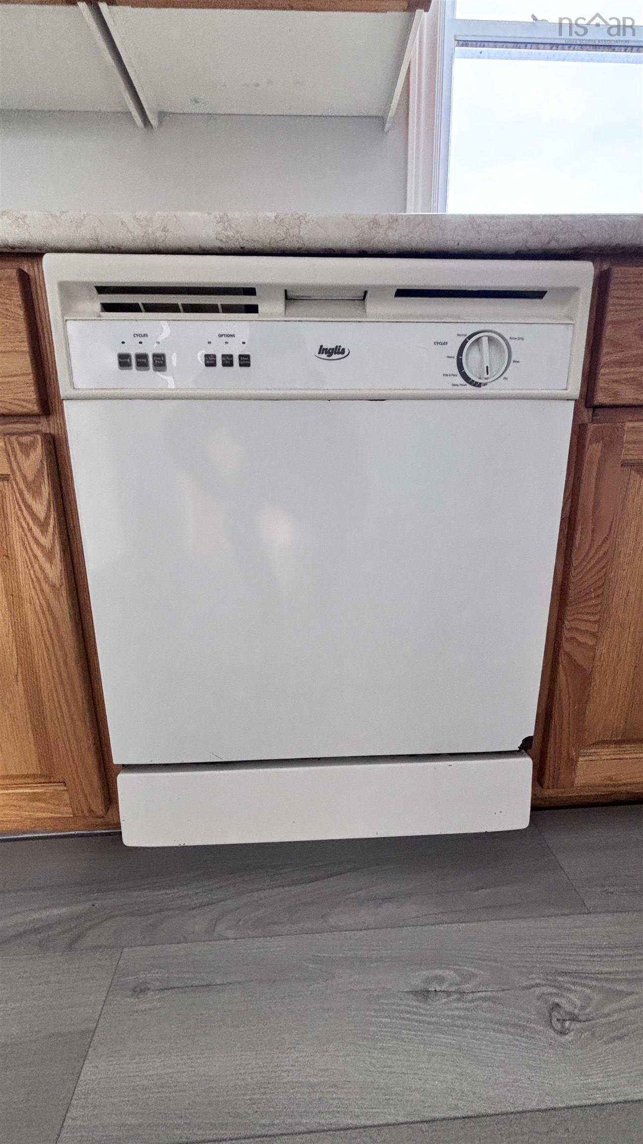 $329,900.00: 130 PASSCHENDAELE Avenue, Debert