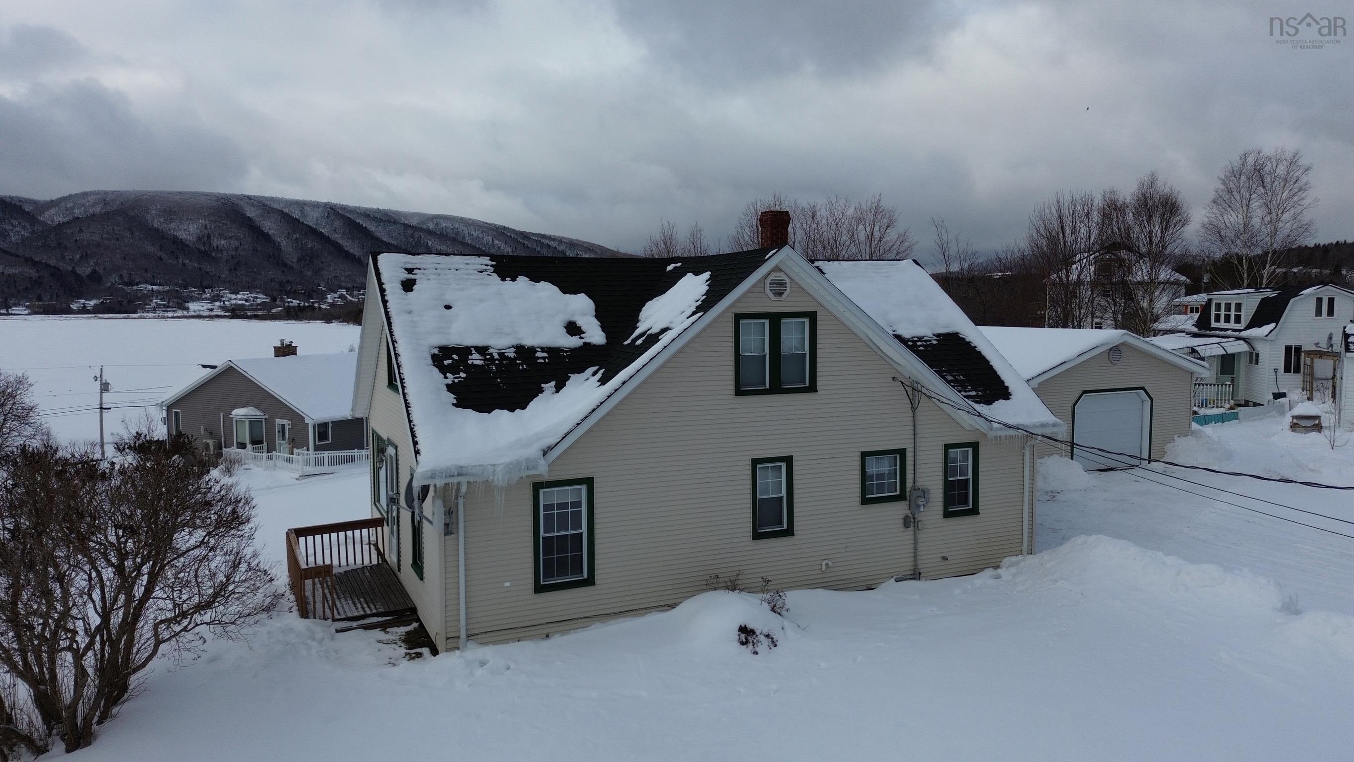 $299,000.00: 9596 105 Highway, Whycocomagh