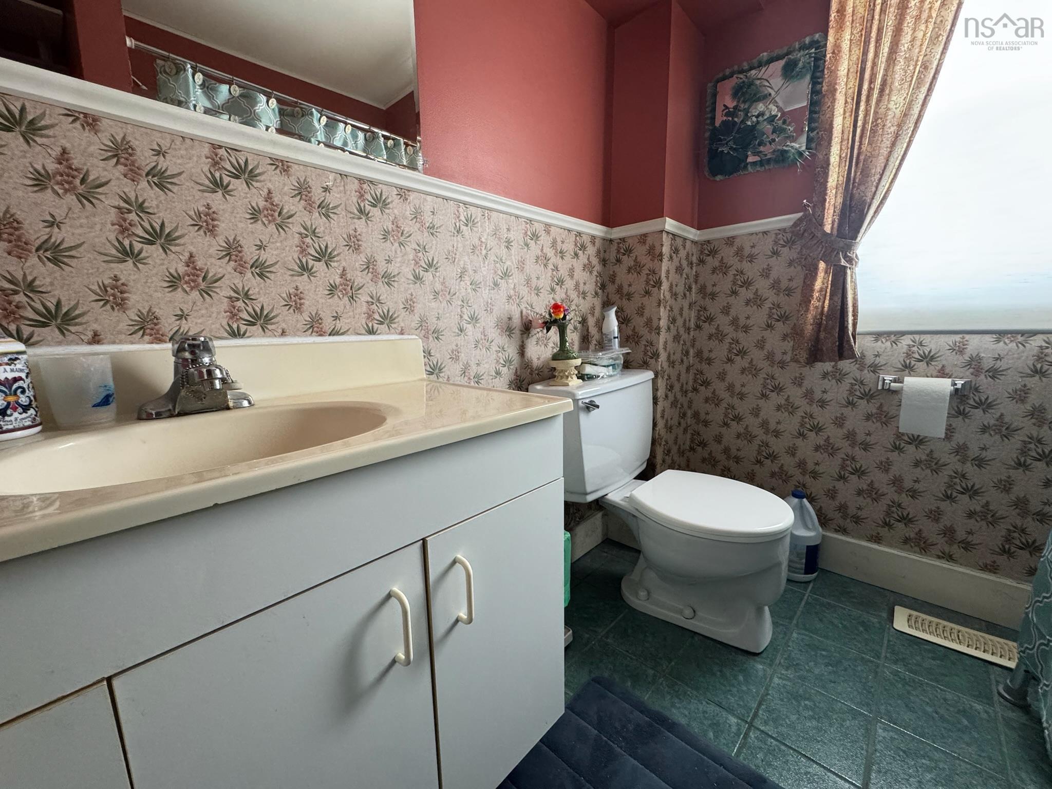 $299,000.00: 9596 105 Highway, Whycocomagh