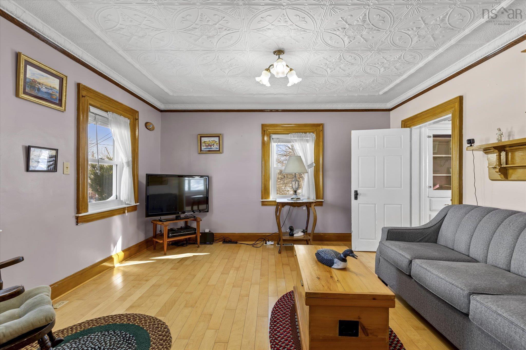 $549,900.00: 406 Kingsburg Road, Lower Rose Bay