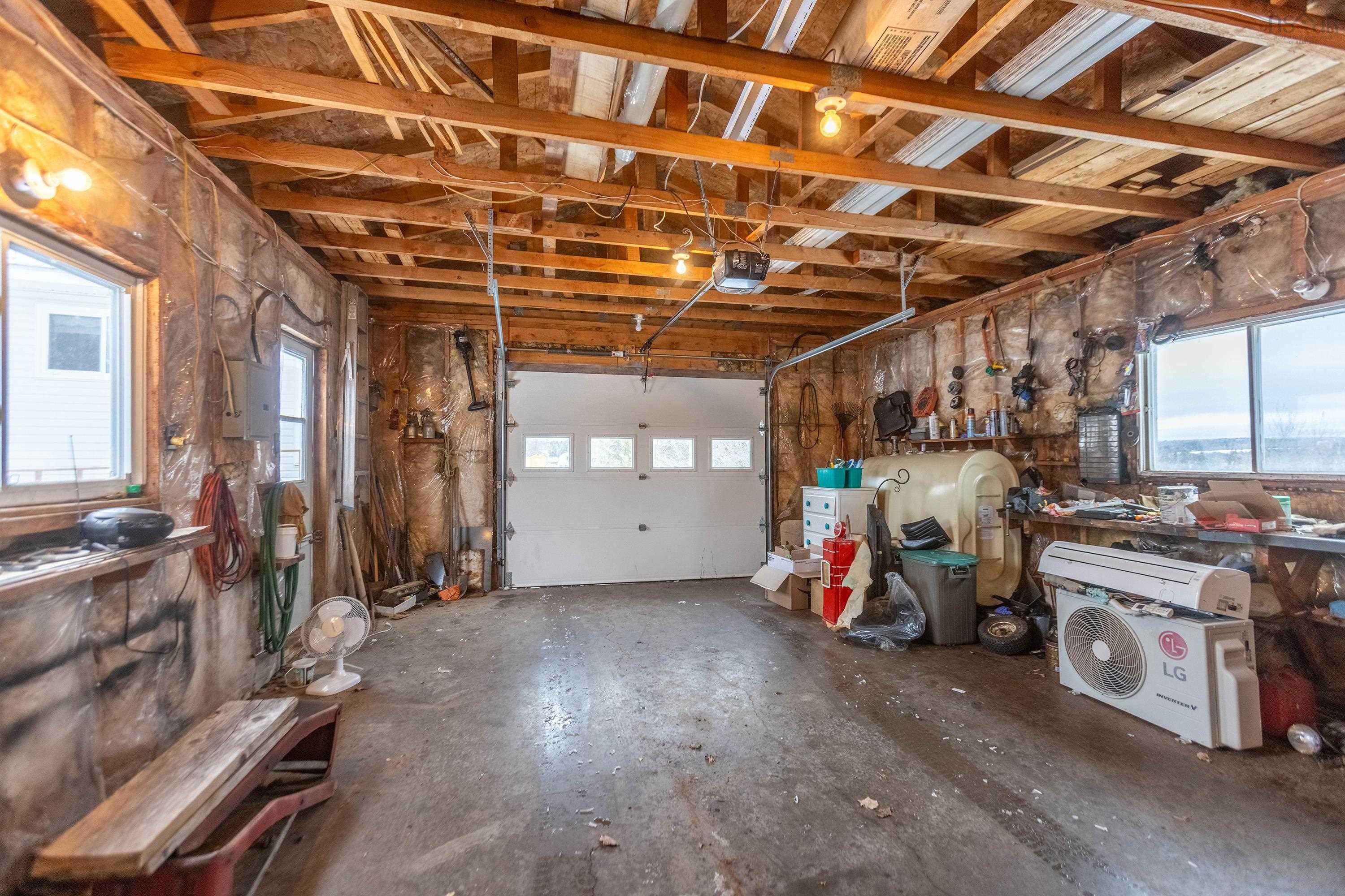 $319,900.00: 482 Highway 204, Brookdale