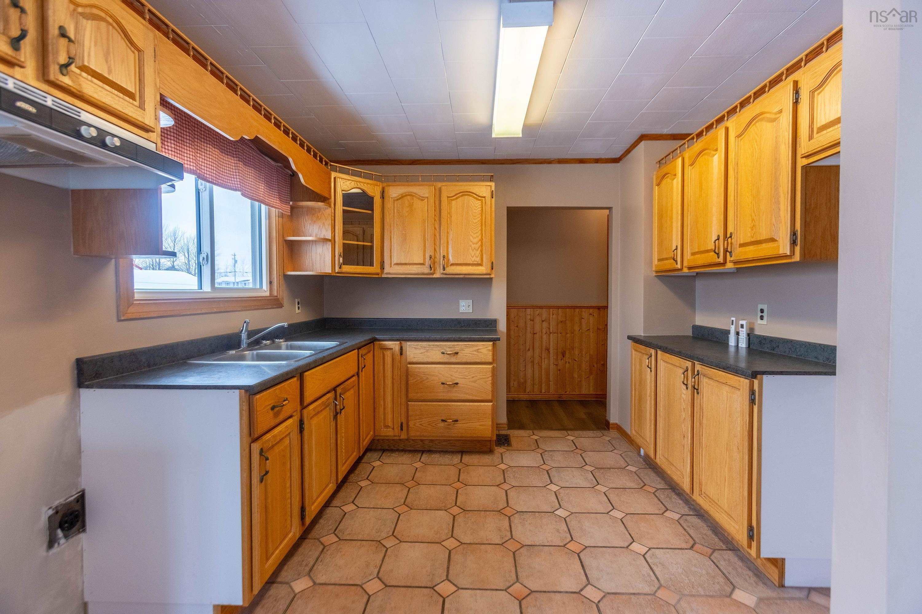 $319,900.00: 482 Highway 204, Brookdale