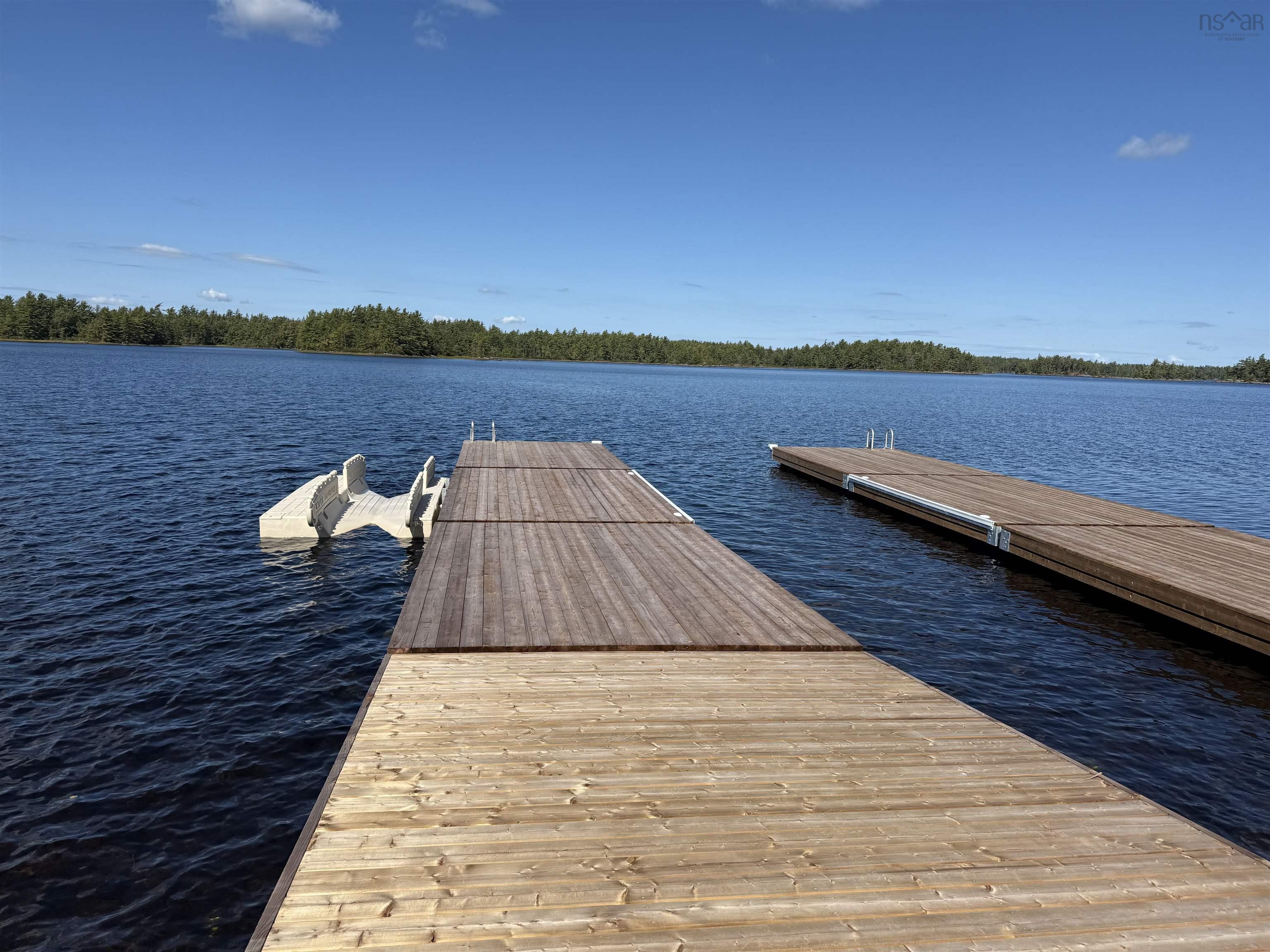 $399,900.00: 275 38 Lakewood Court, East Uniacke