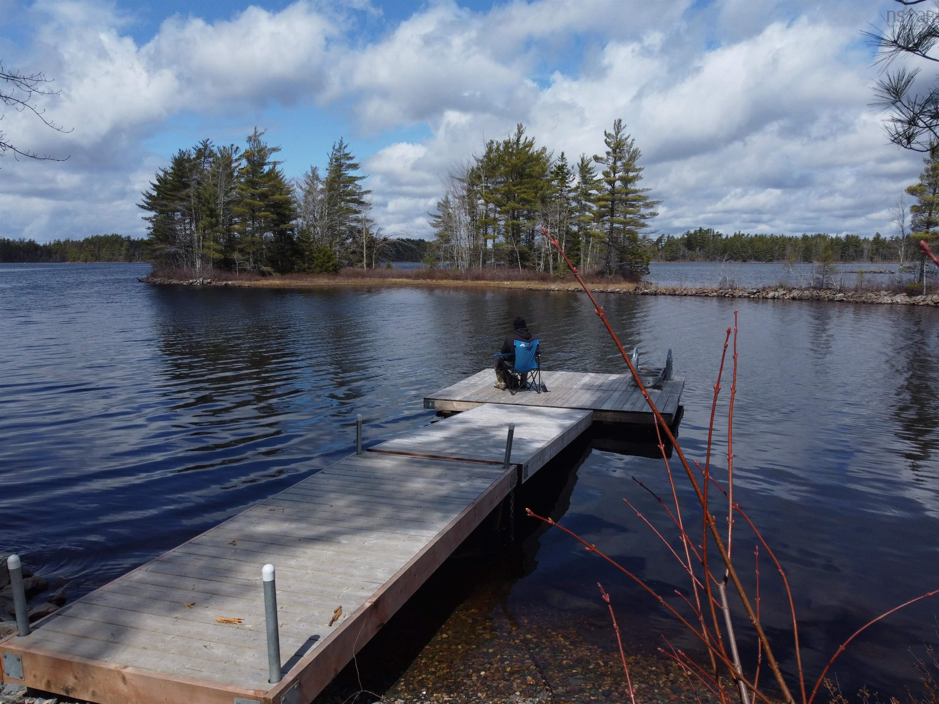 $399,900.00: 275 38 Lakewood Court, East Uniacke