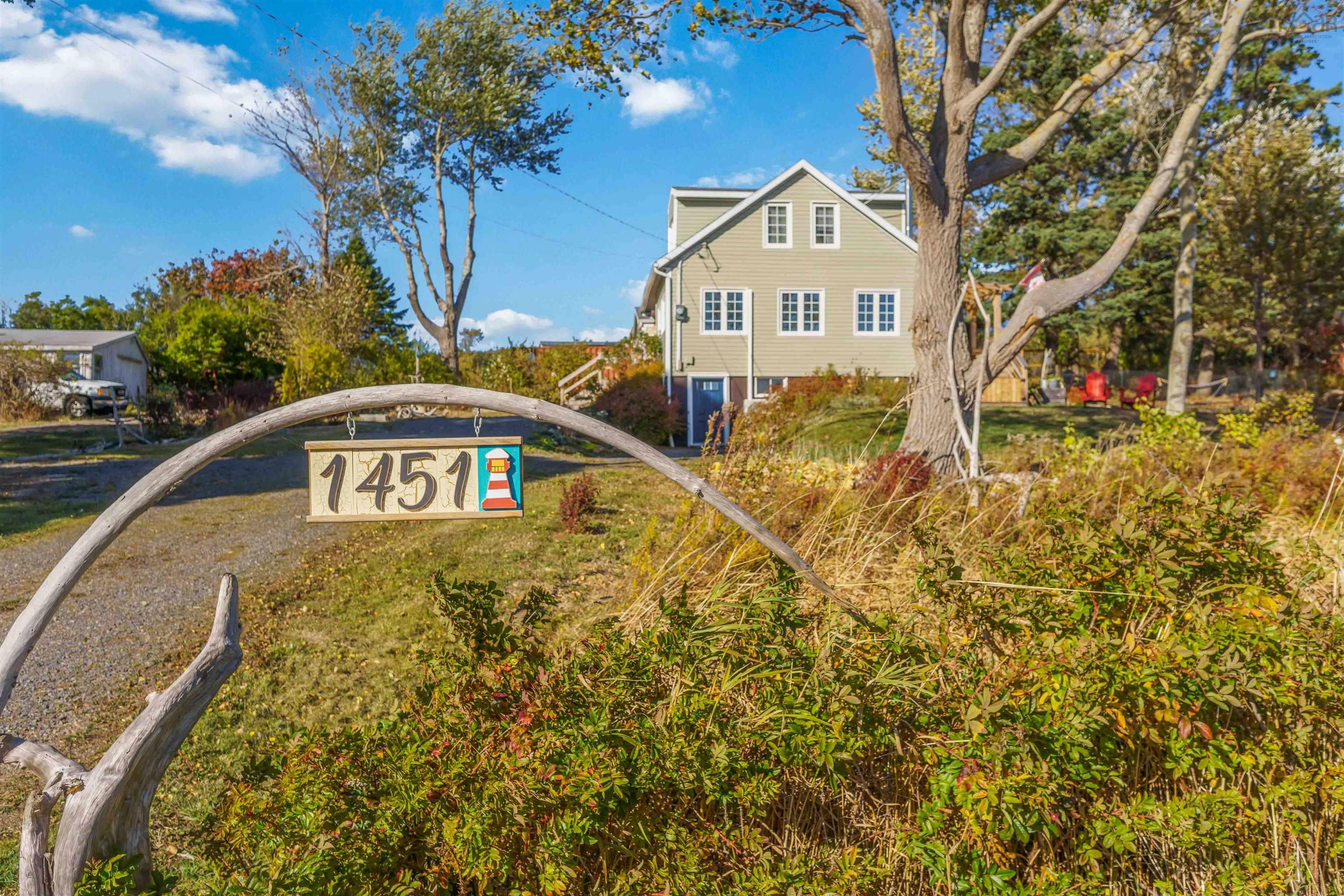 $469,000.00: 1451 Cape Split Road, Scots Bay