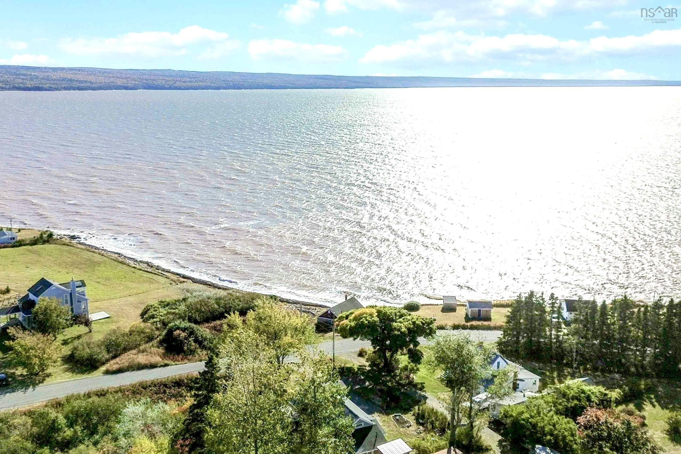 $399,000.00: 1451 Cape Split Road, Scots Bay