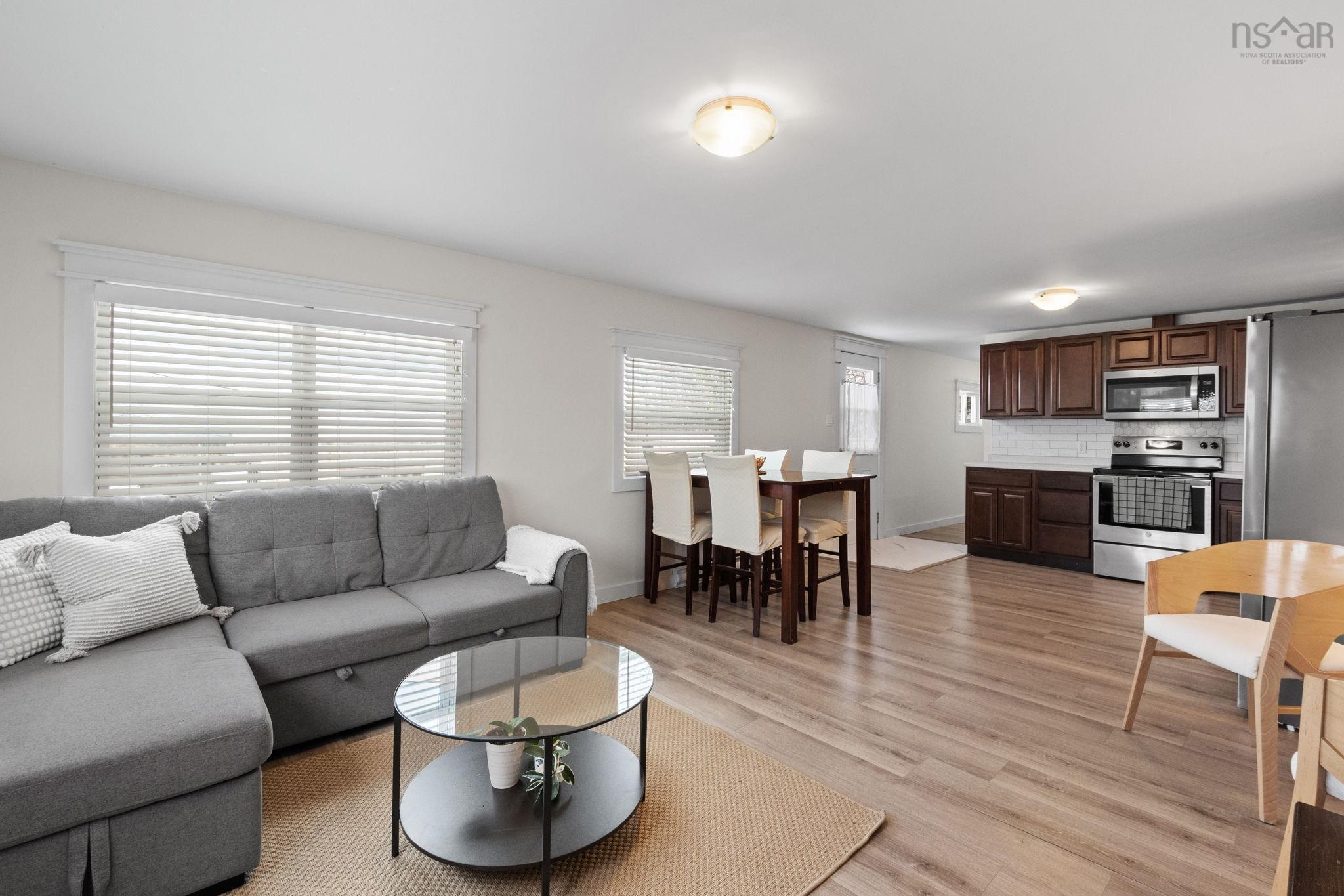 $219,000.00: 14 Moduline Drive, Harrietsfield