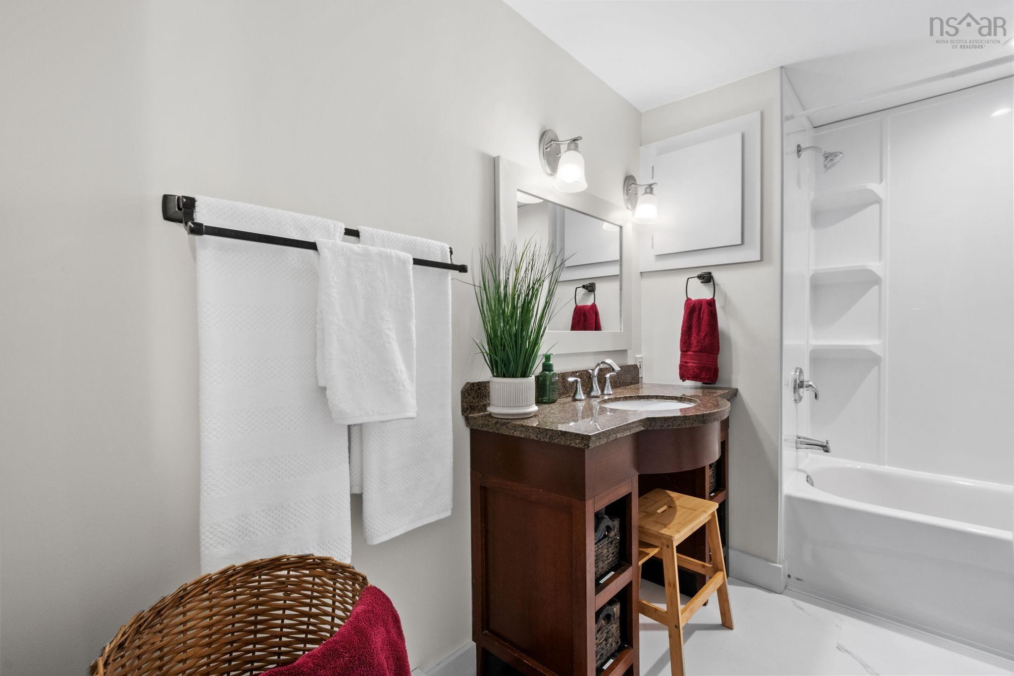 $219,000.00: 14 Moduline Drive, Harrietsfield