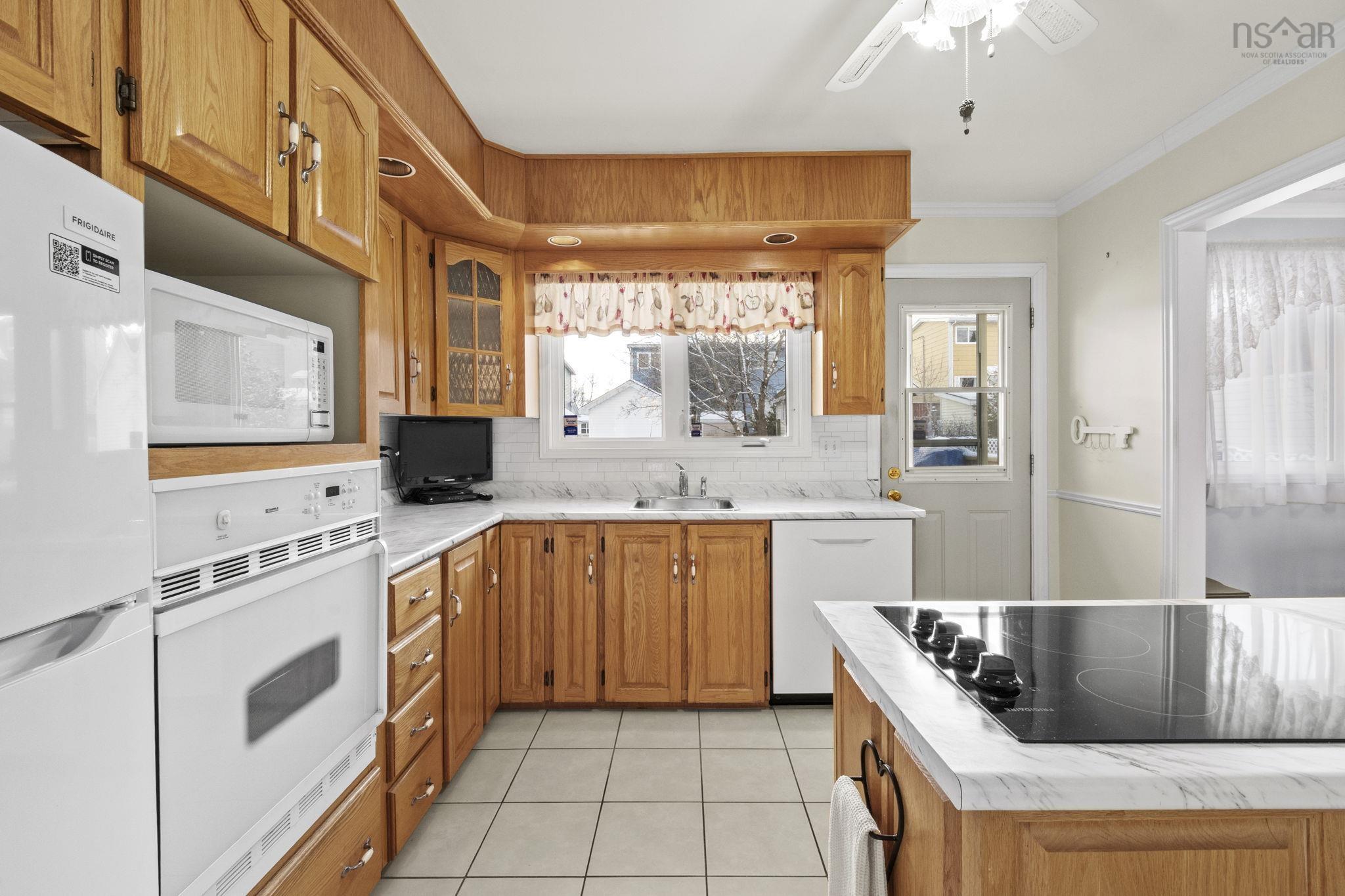 85 Amaranth Crescent, Dartmouth, NS (MLS 202602310)