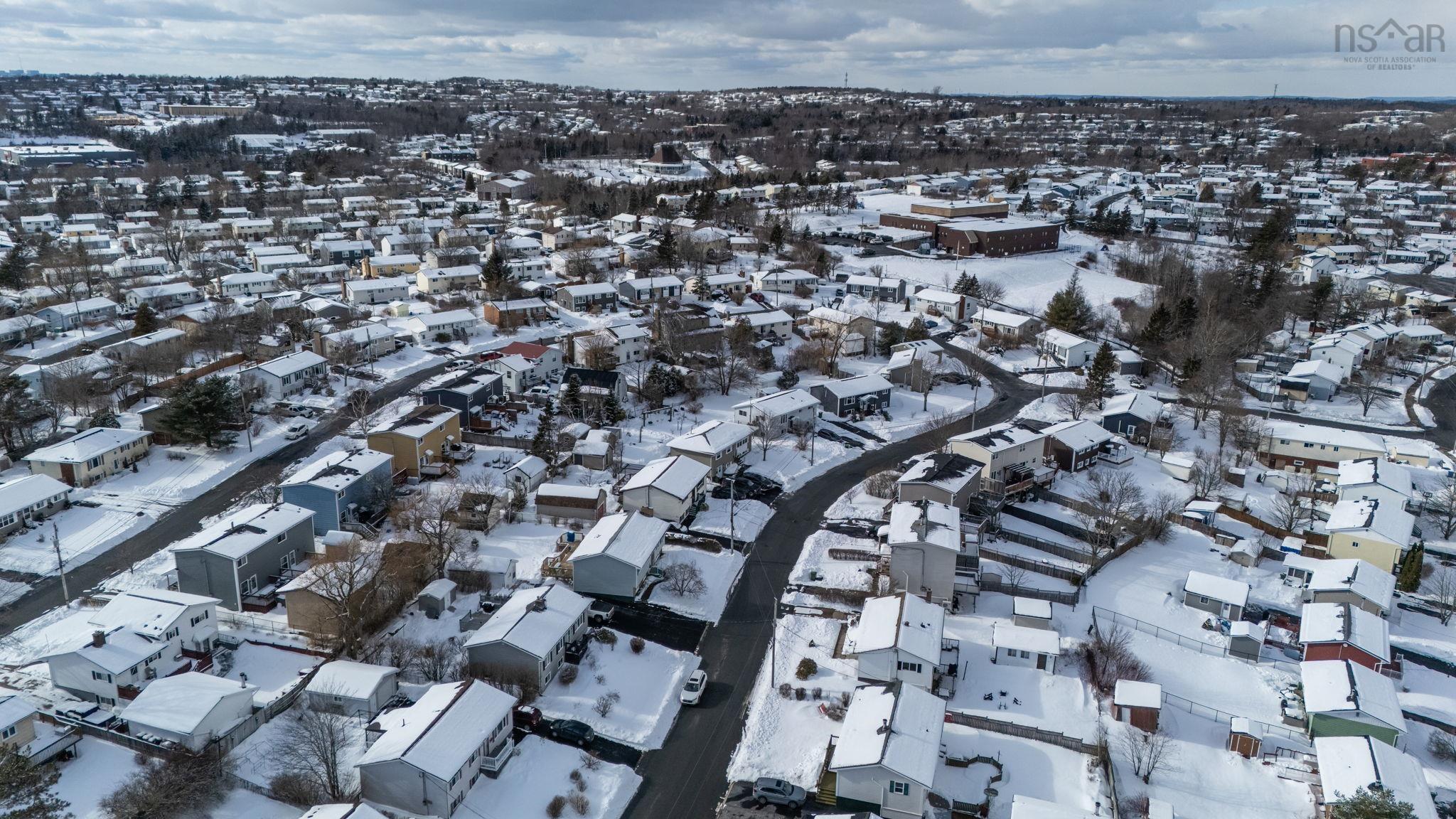 85 Amaranth Crescent, Dartmouth, NS (MLS 202602310)