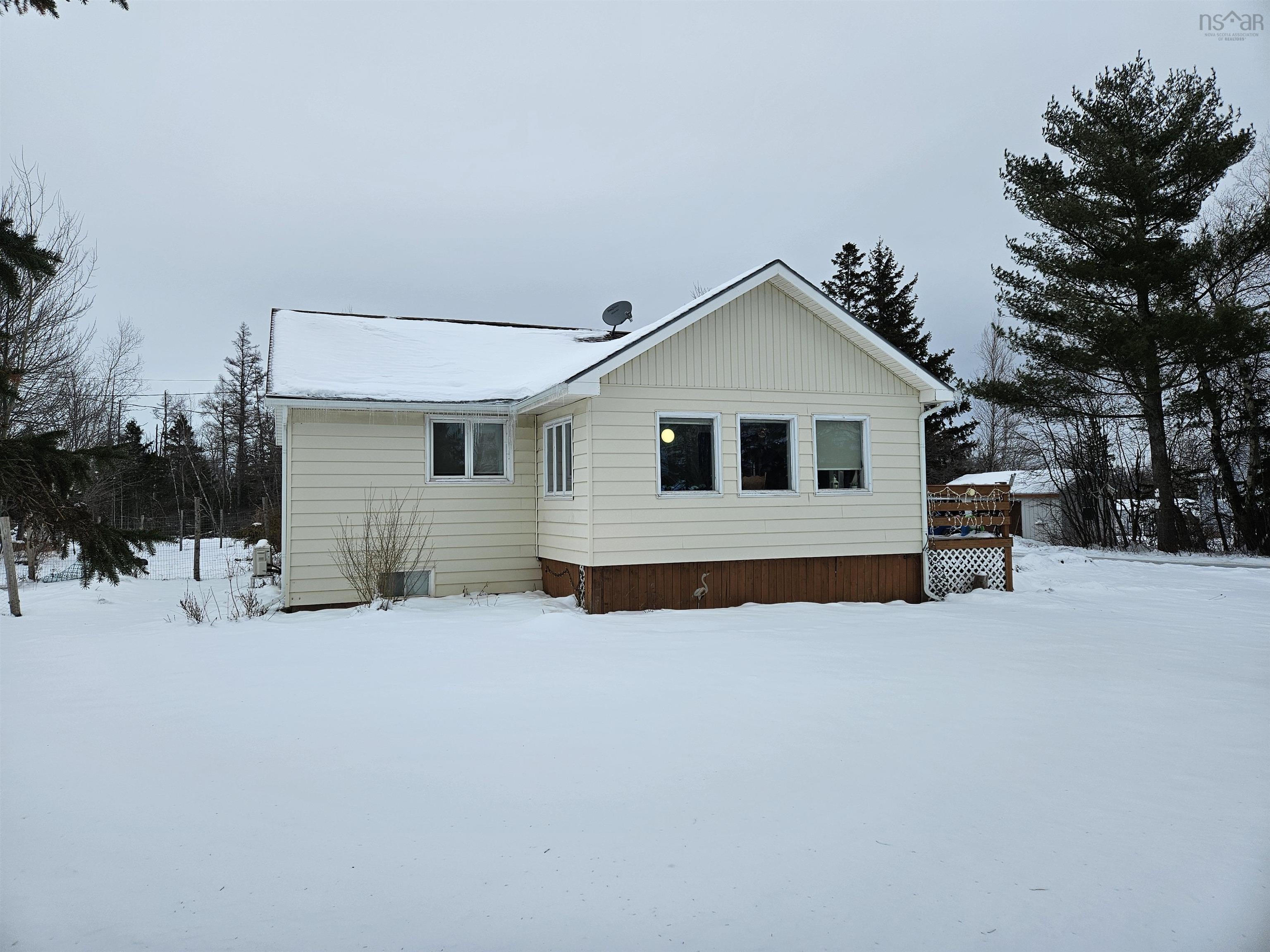 $289,900.00: 9521 Highway 6 Highway, Pugwash