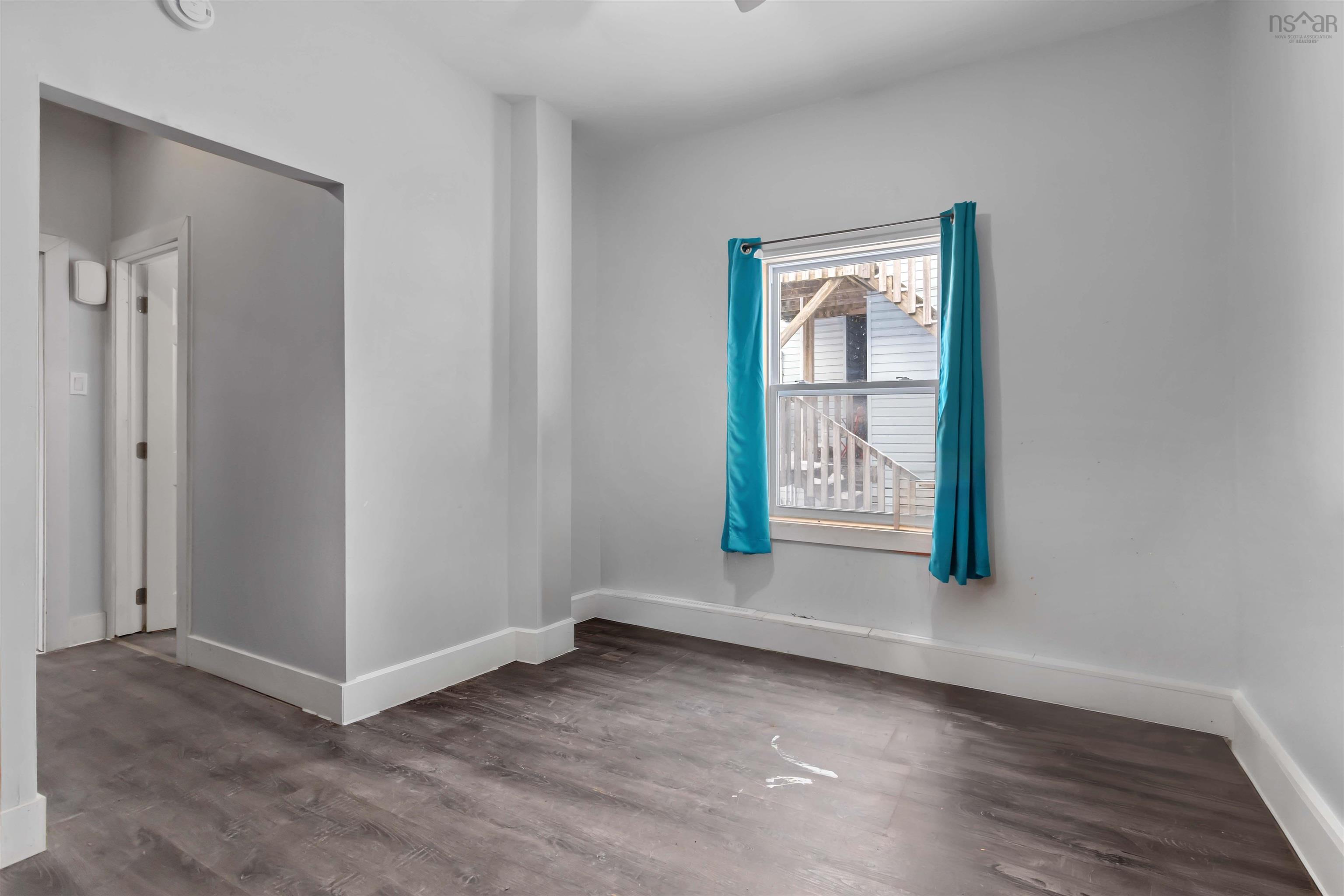 102 King Street, Dartmouth, NS (MLS 202602312)