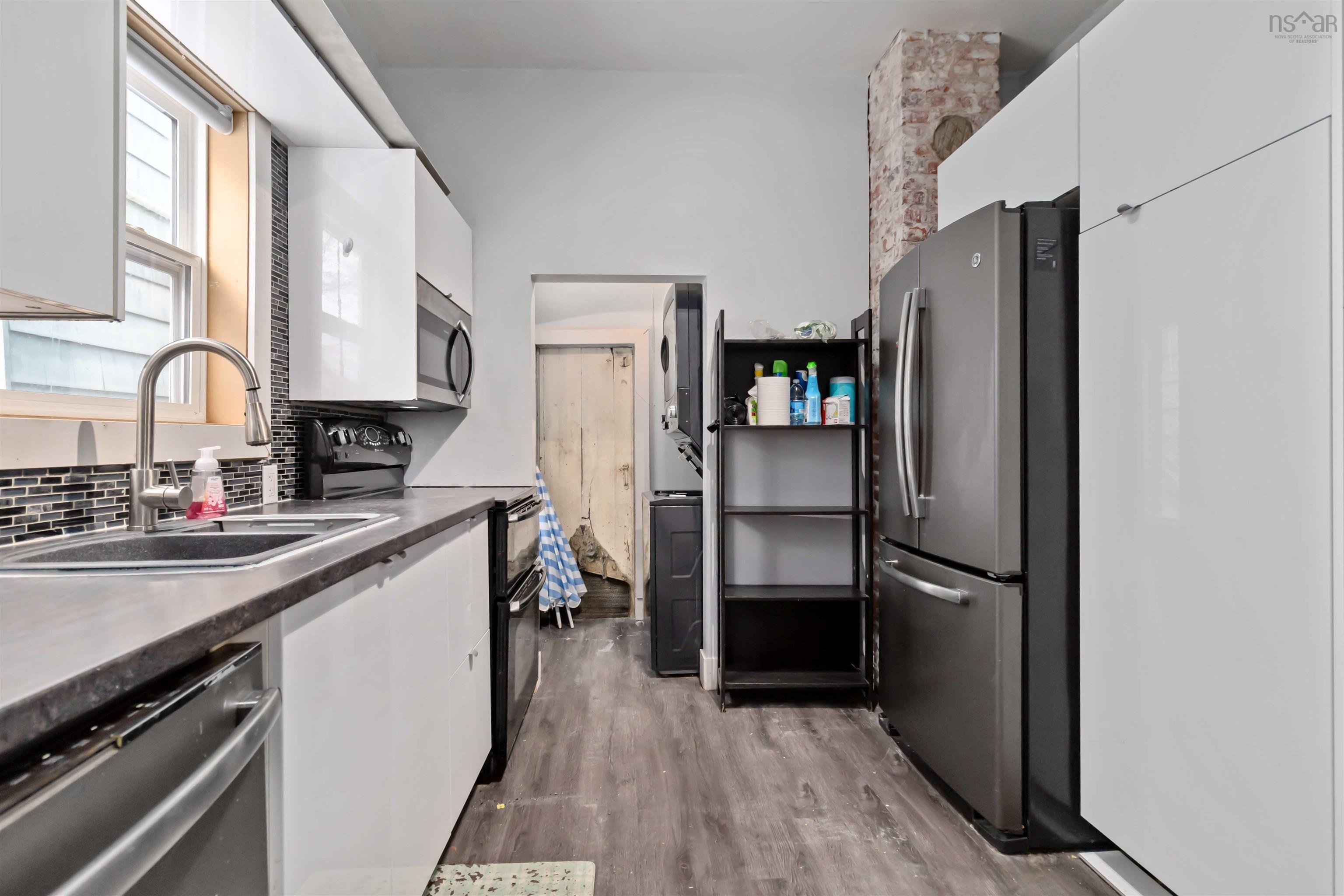 102 King Street, Dartmouth, NS (MLS 202602312)