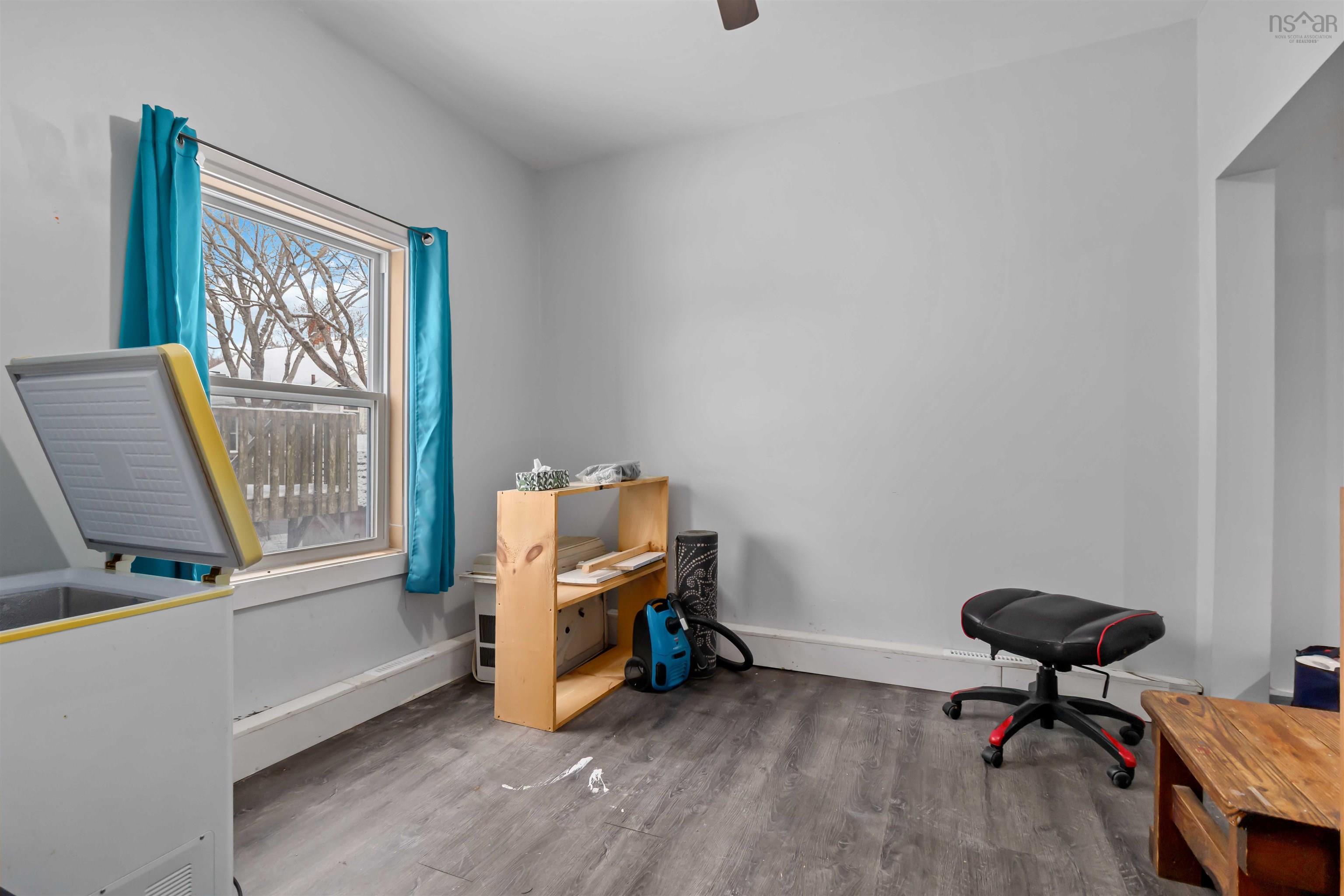 102 King Street, Dartmouth, NS (MLS 202602312)