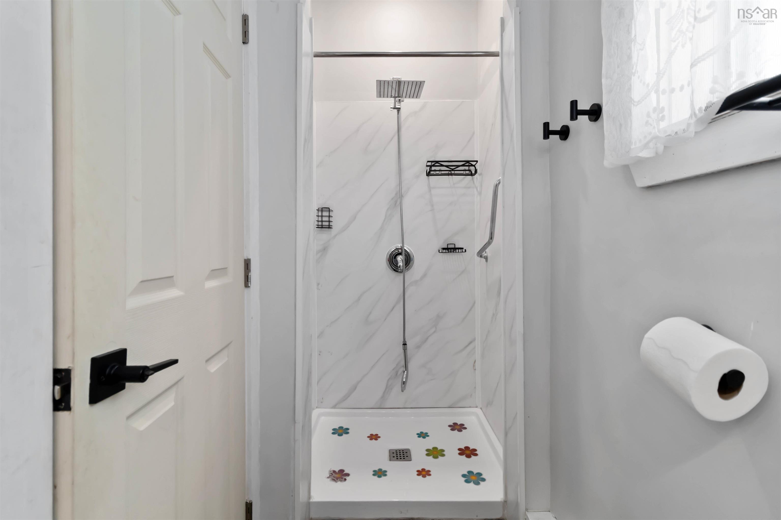 102 King Street, Dartmouth, NS (MLS 202602312)