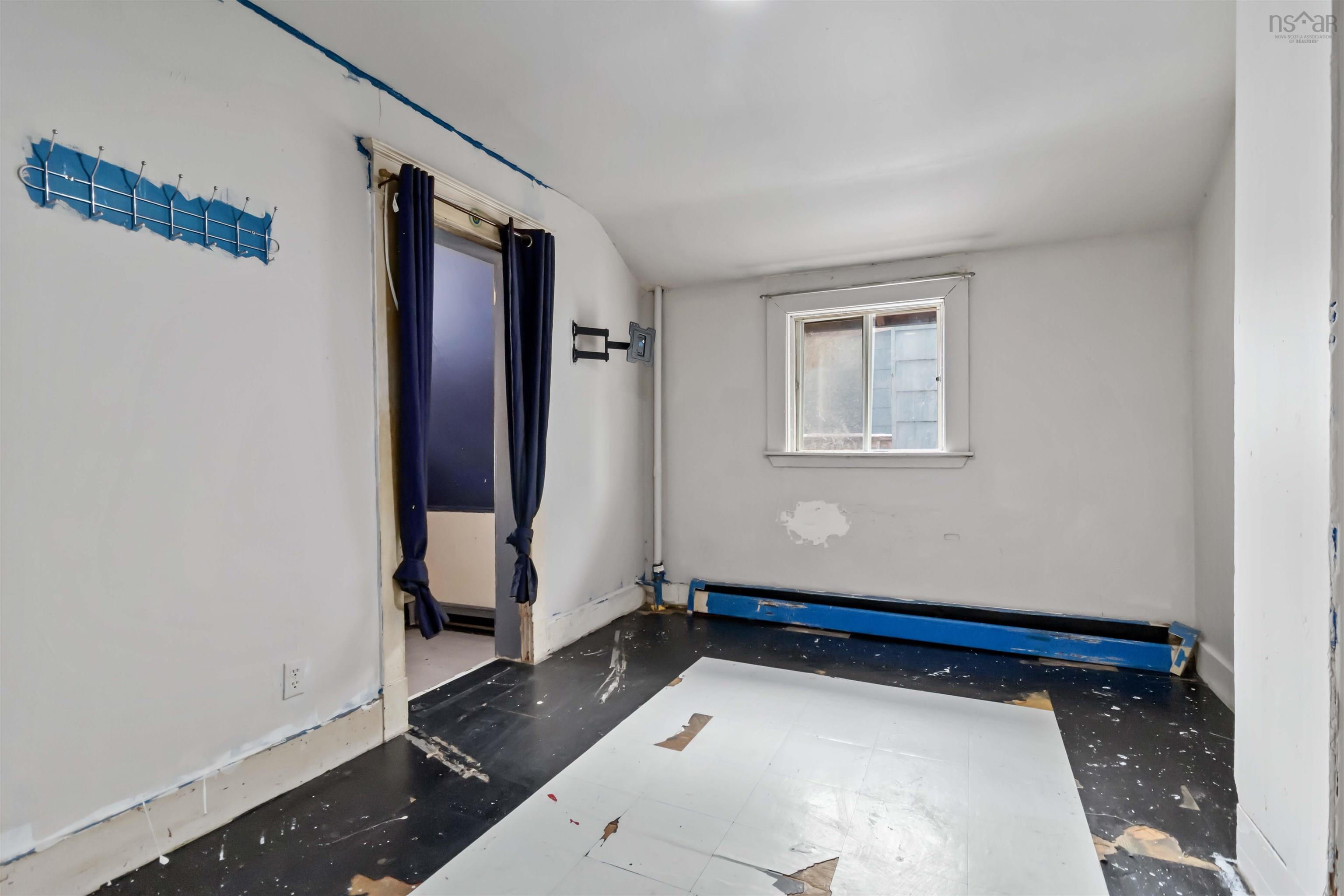 102 King Street, Dartmouth, NS (MLS 202602312)