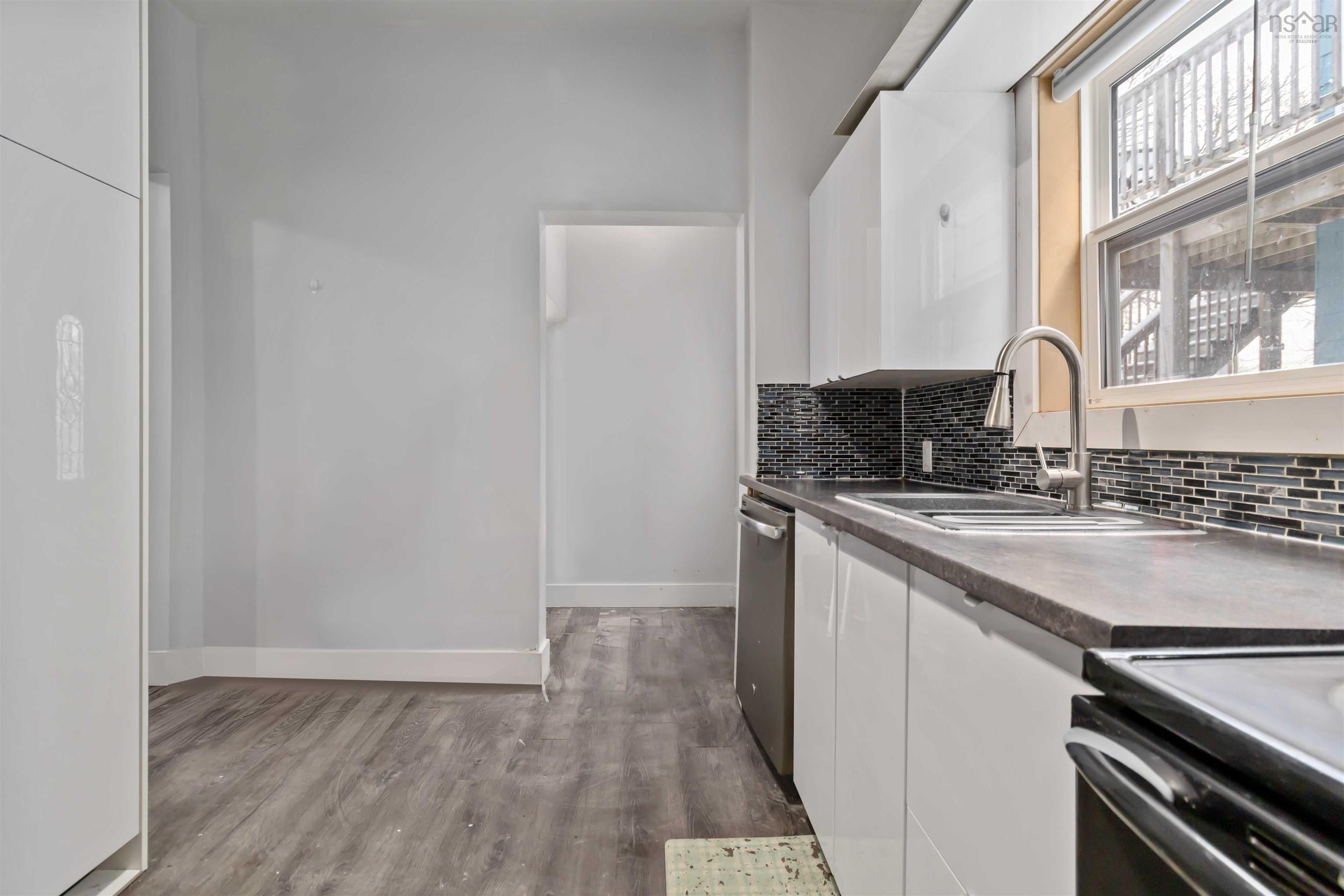 102 King Street, Dartmouth, NS (MLS 202602312)