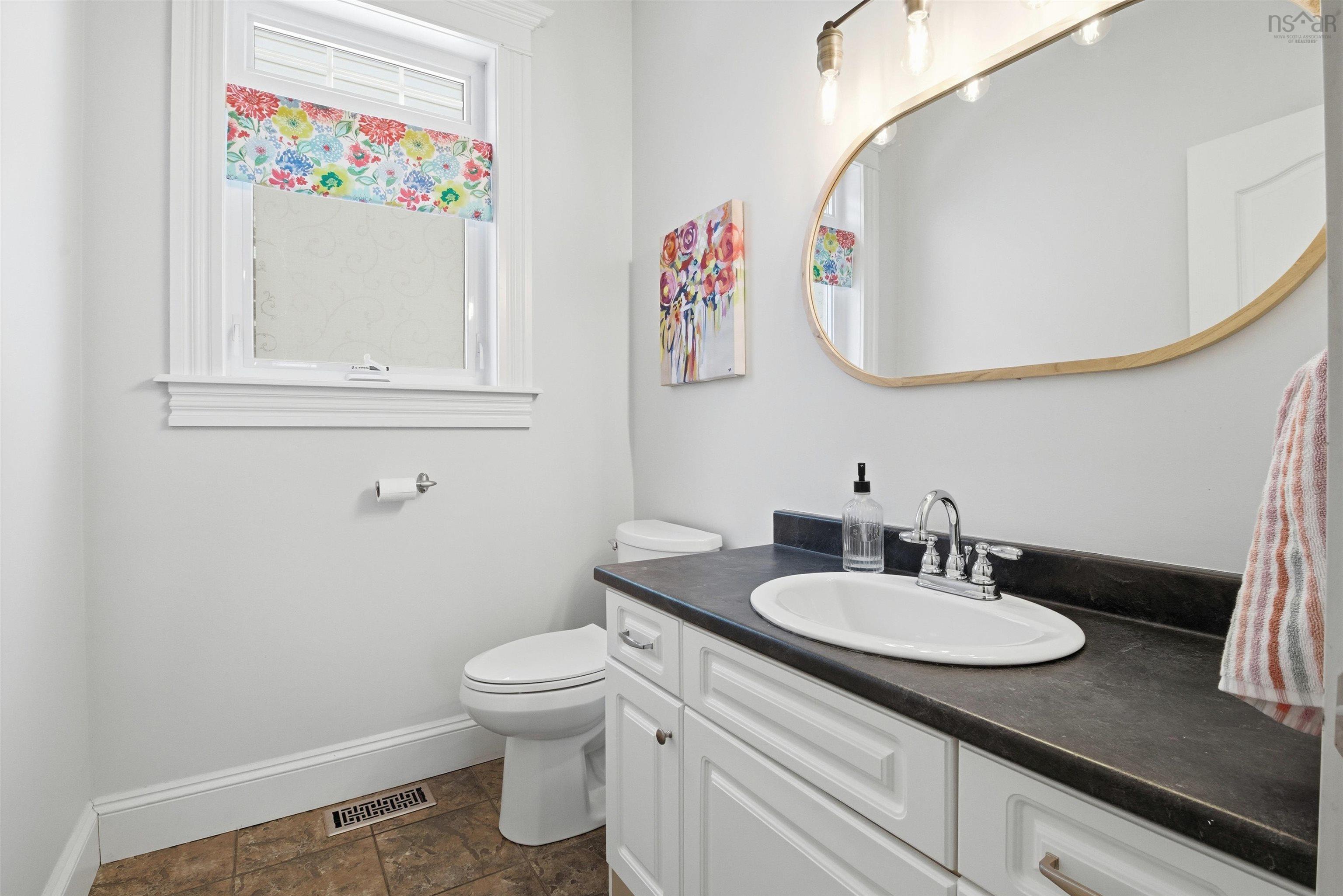 $849,900.00: 378 Portland Hills Drive, Dartmouth