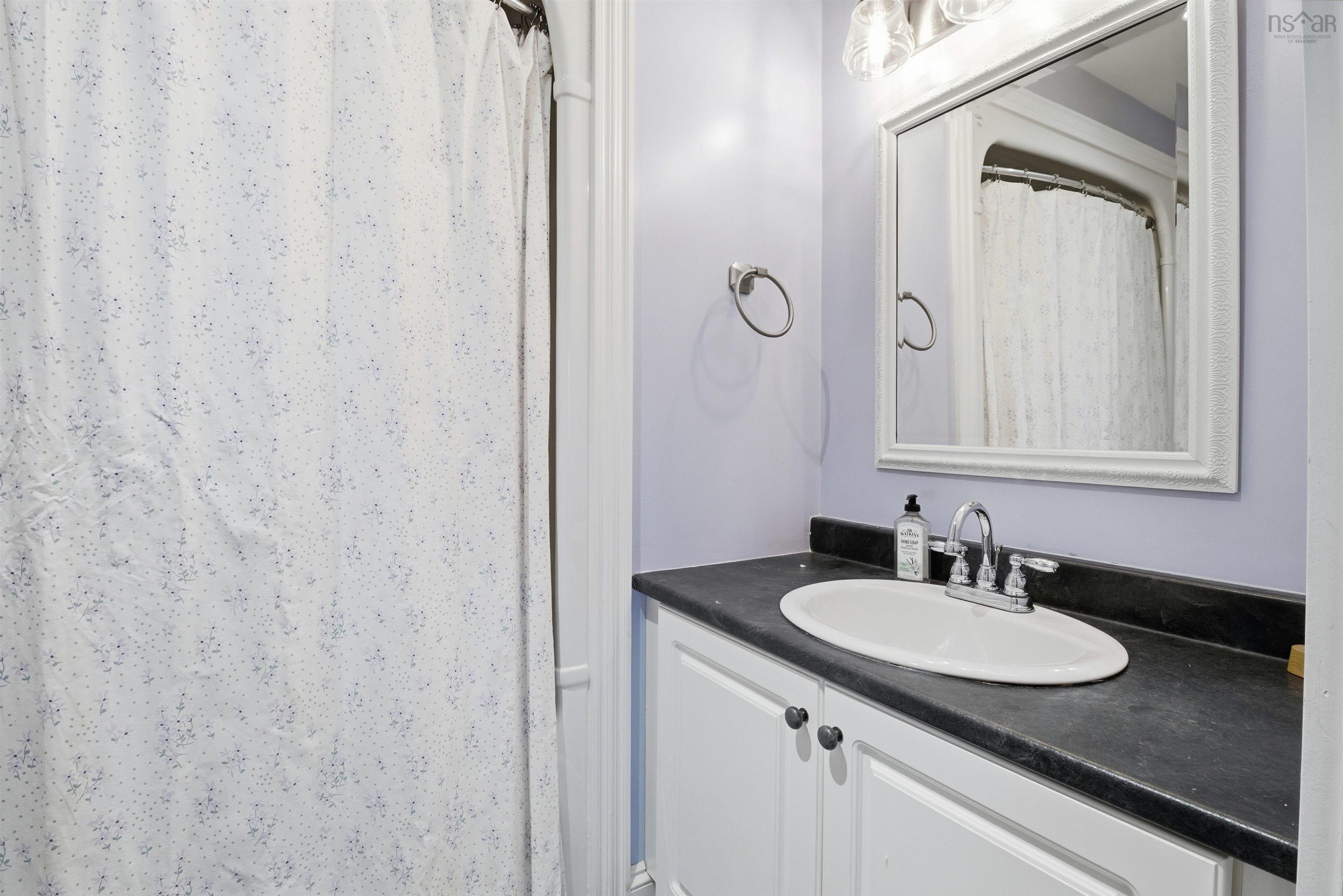 $849,900.00: 378 Portland Hills Drive, Dartmouth