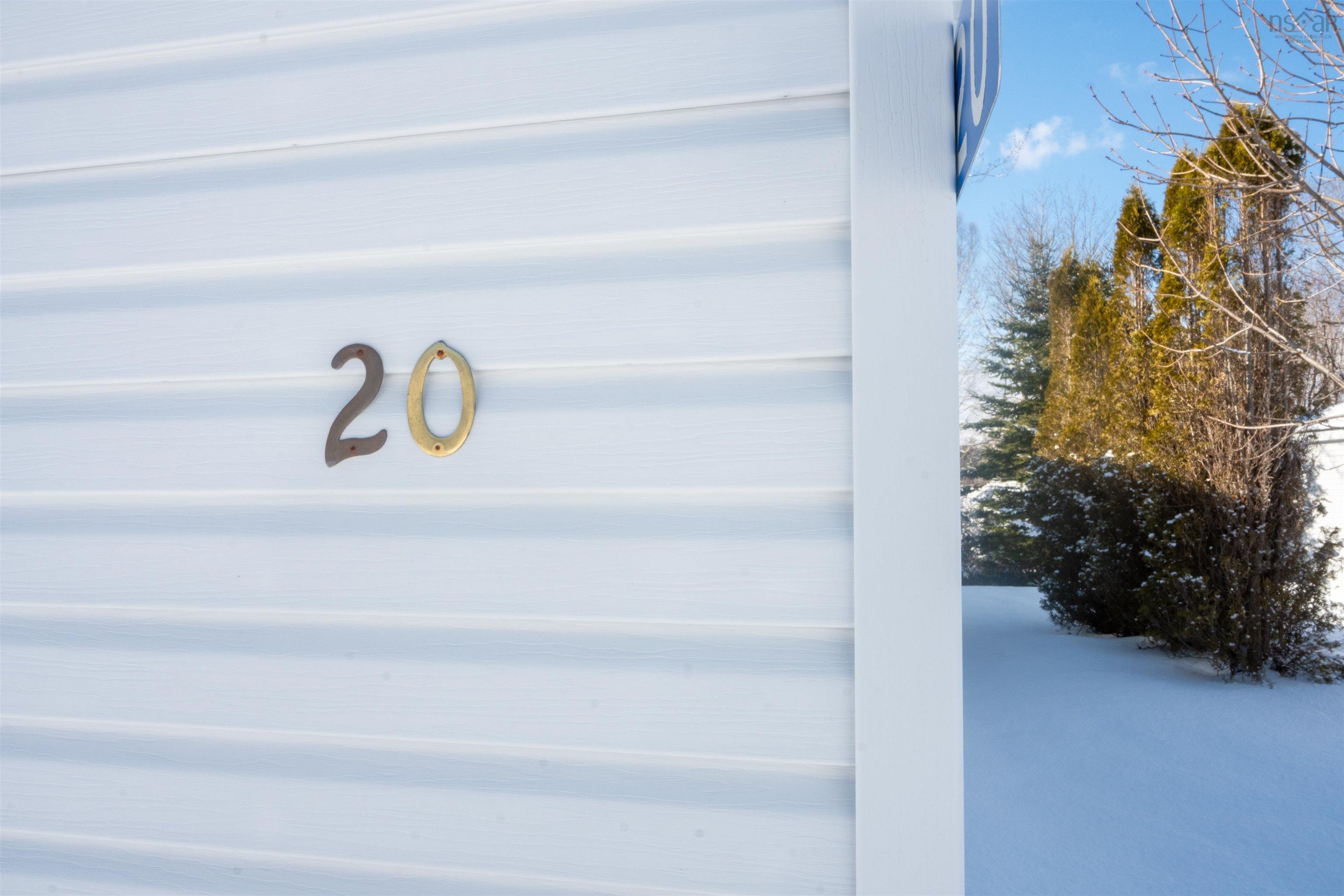 $184,900.00: 20 Cook Drive, East River