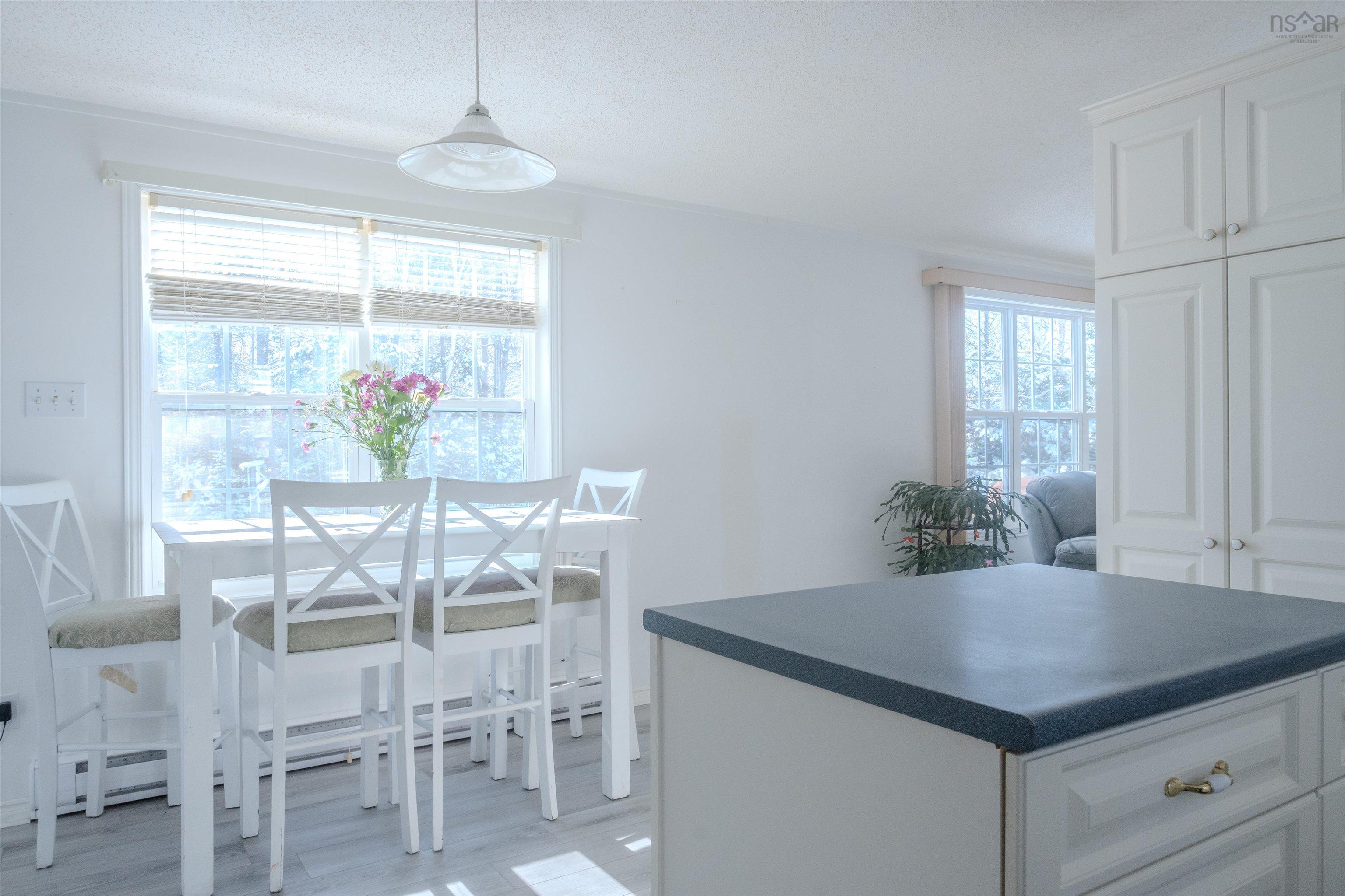 $184,900.00: 20 Cook Drive, East River