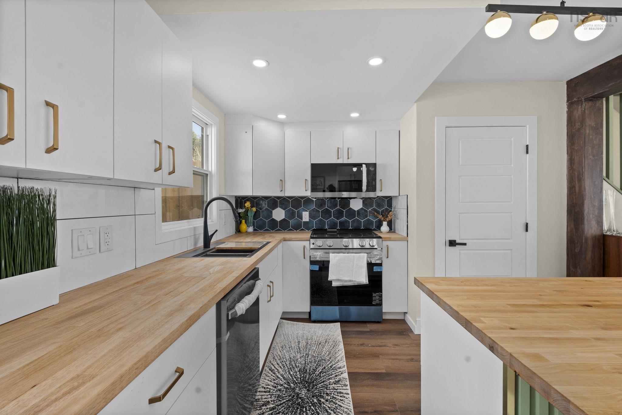 $449,900.00: 33-A Kennedy Drive, Dartmouth