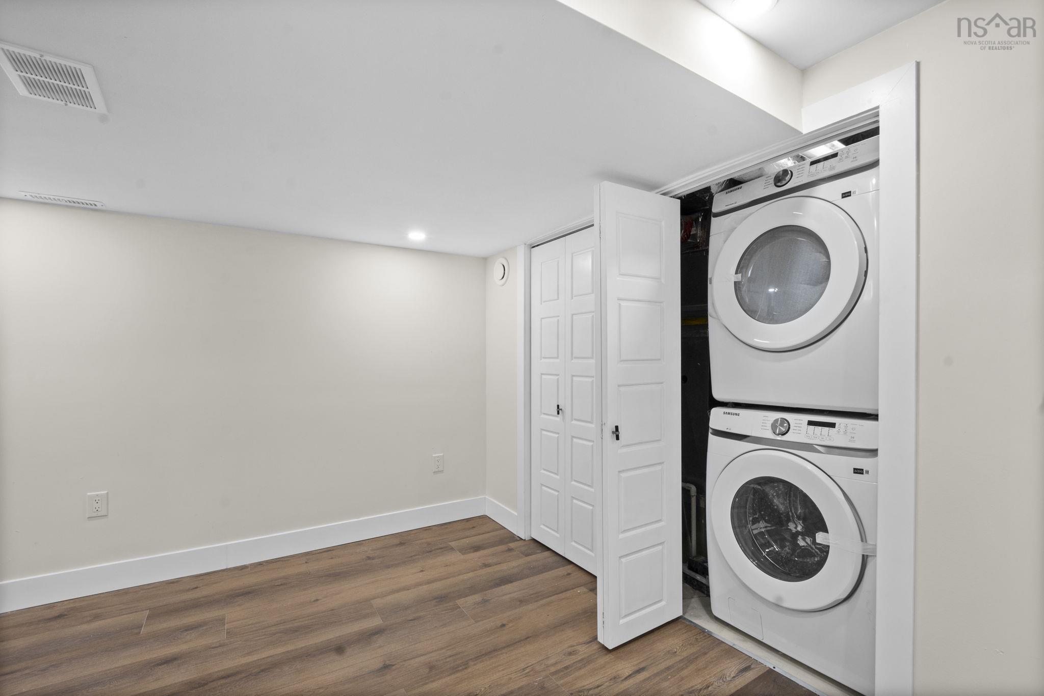 $449,900.00: 33-A Kennedy Drive, Dartmouth