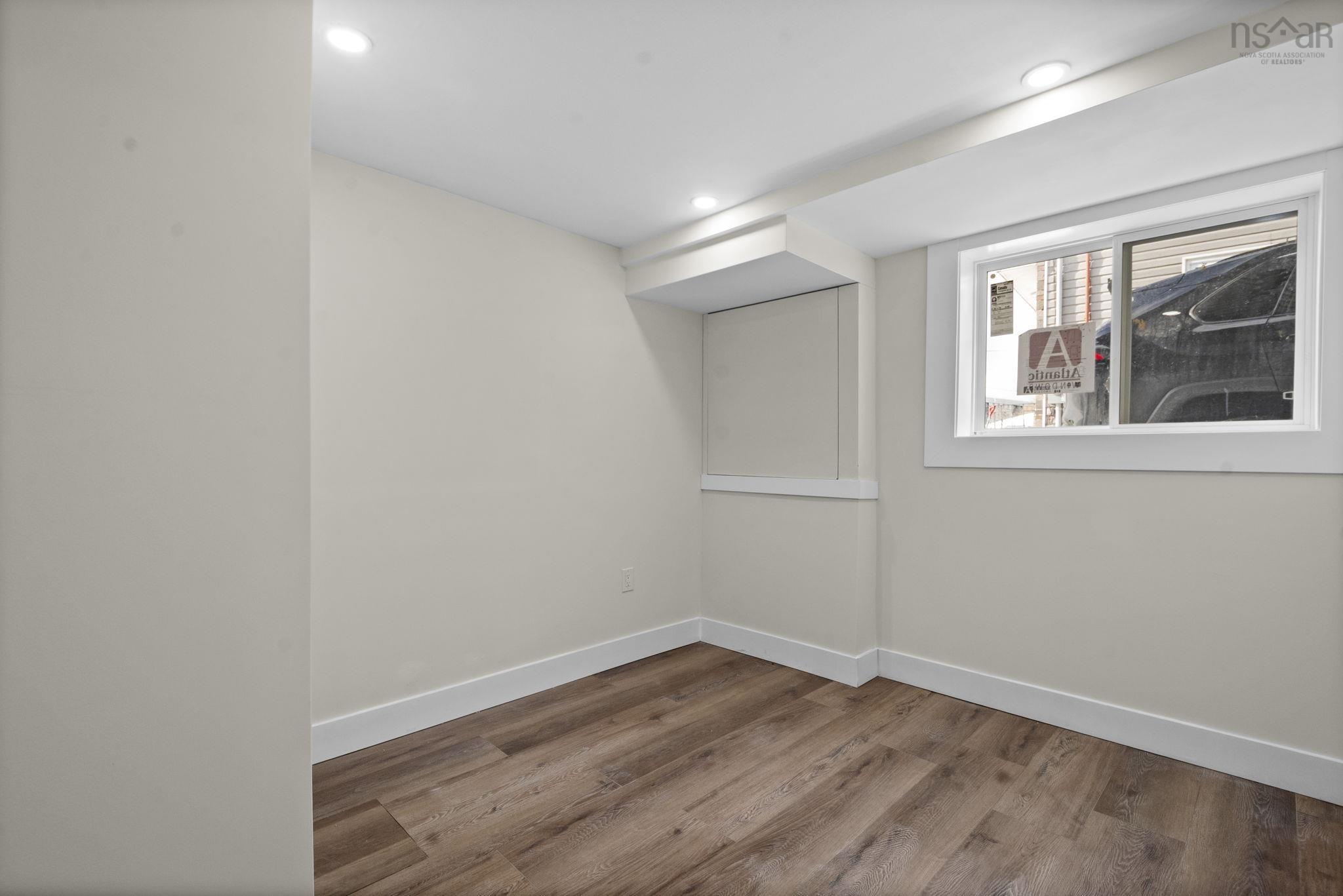 $449,900.00: 33-A Kennedy Drive, Dartmouth