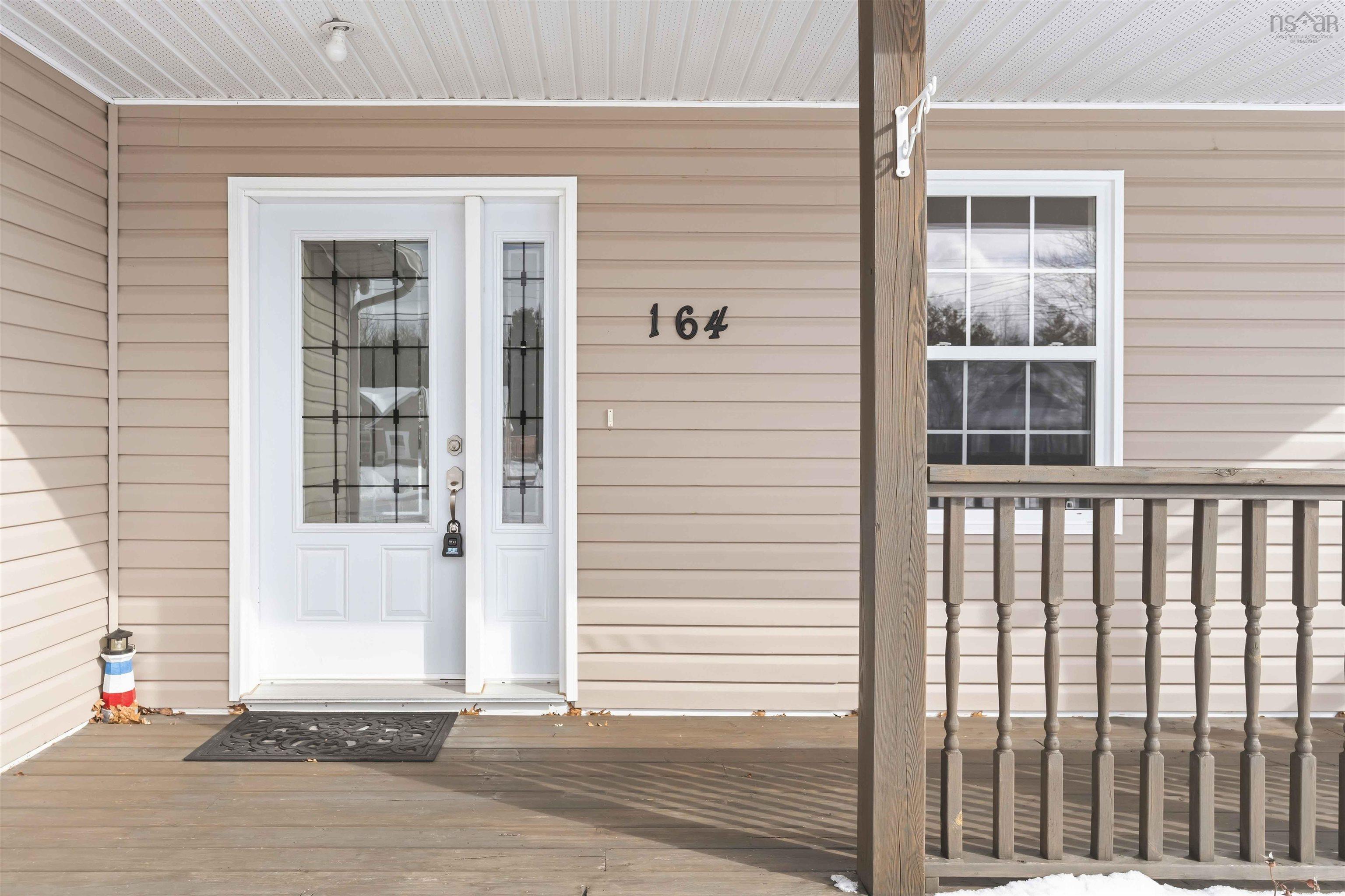 $564,900.00: 164 Belle Drive, Meadowvale