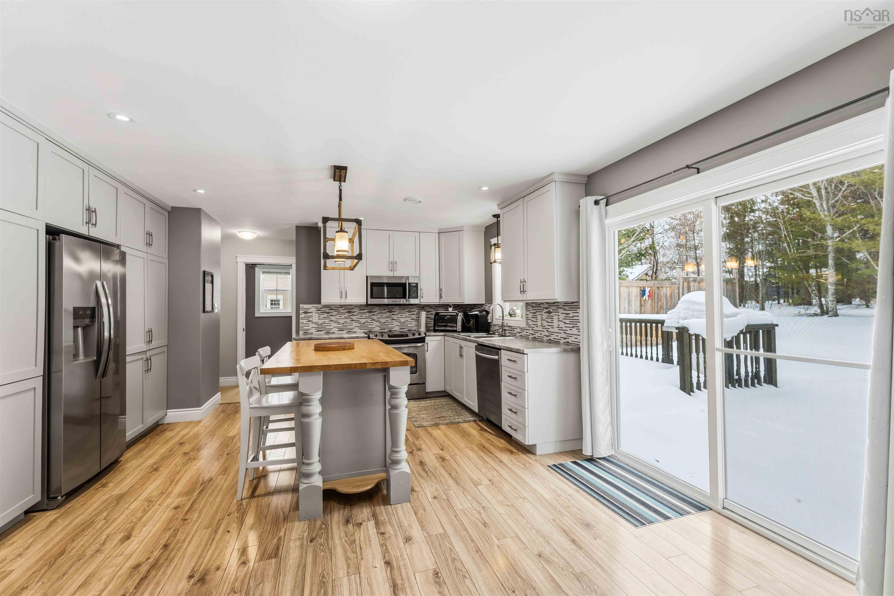 $564,900.00: 164 Belle Drive, Meadowvale