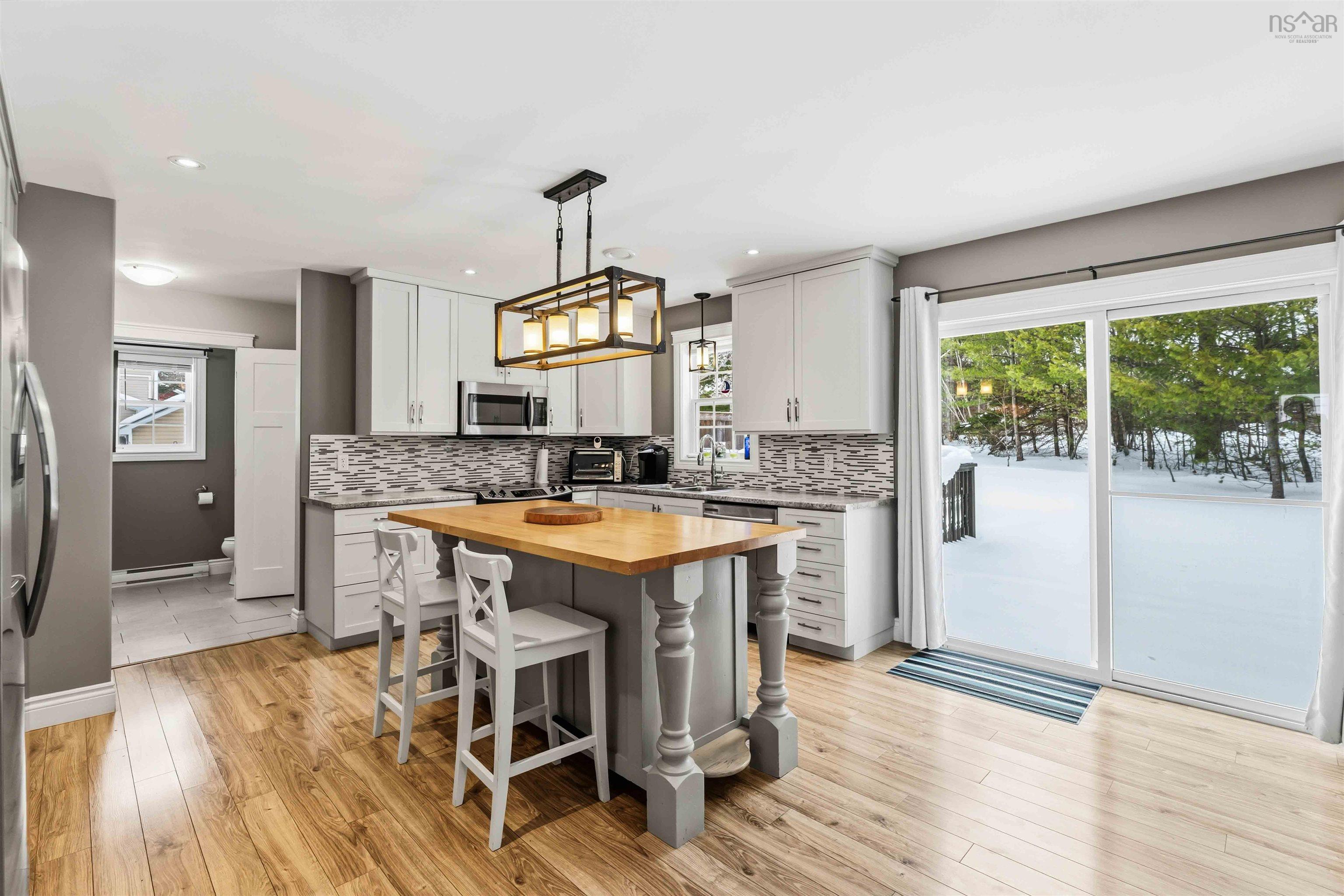 $564,900.00: 164 Belle Drive, Meadowvale