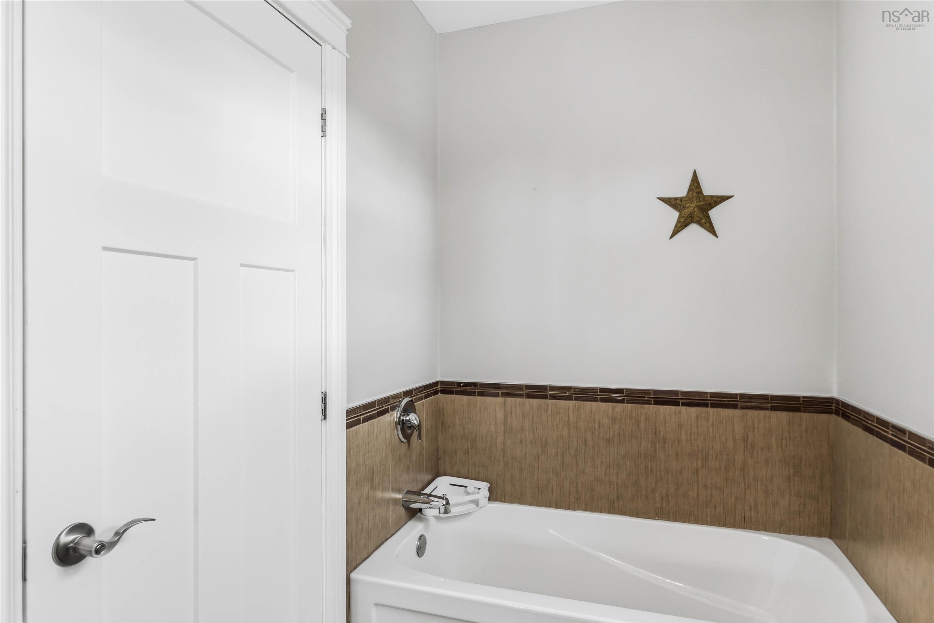 $564,900.00: 164 Belle Drive, Meadowvale