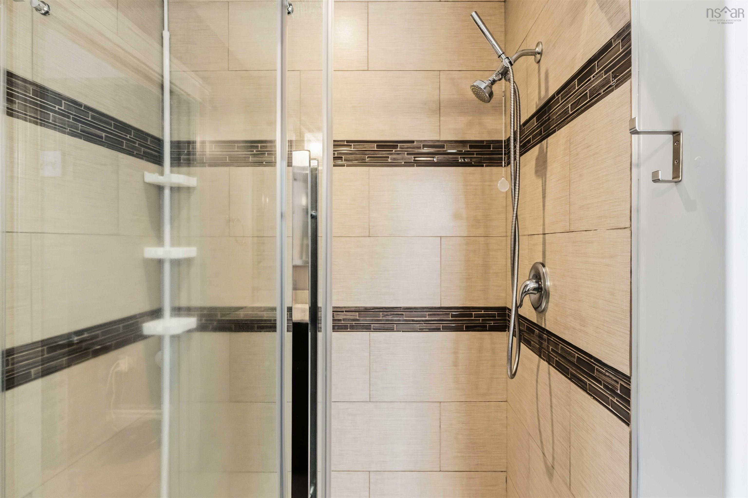 $564,900.00: 164 Belle Drive, Meadowvale