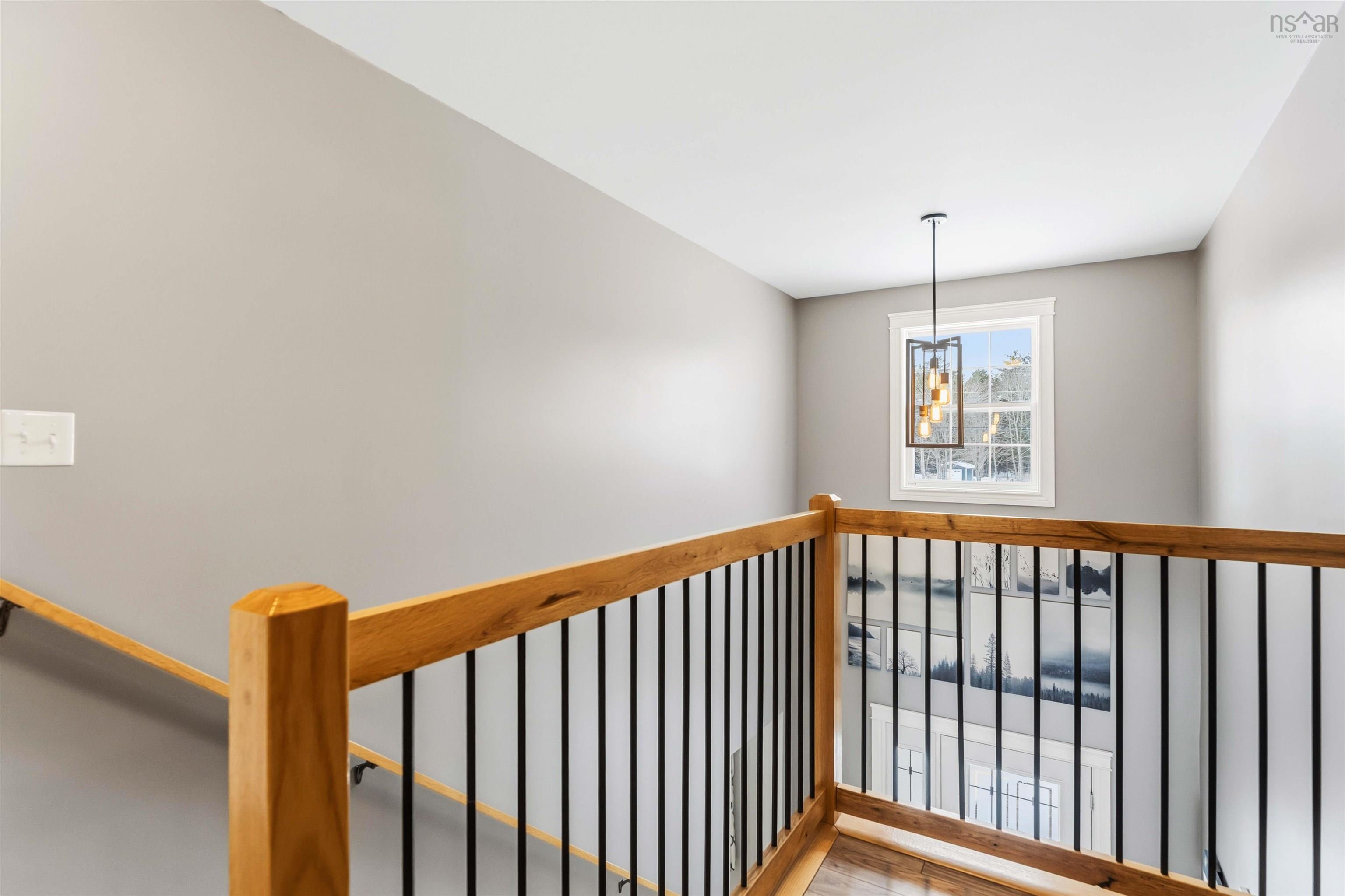 $564,900.00: 164 Belle Drive, Meadowvale