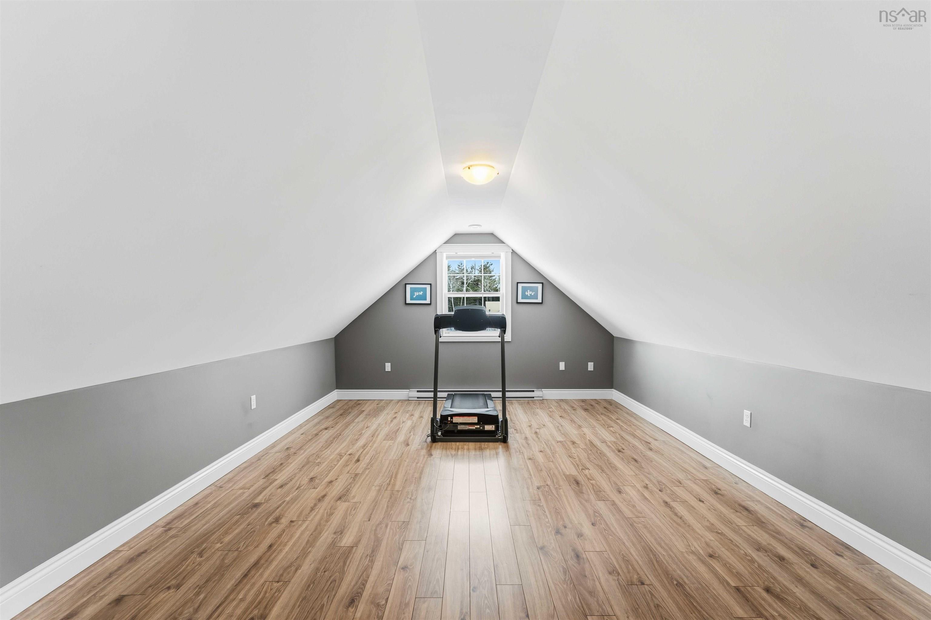 $564,900.00: 164 Belle Drive, Meadowvale