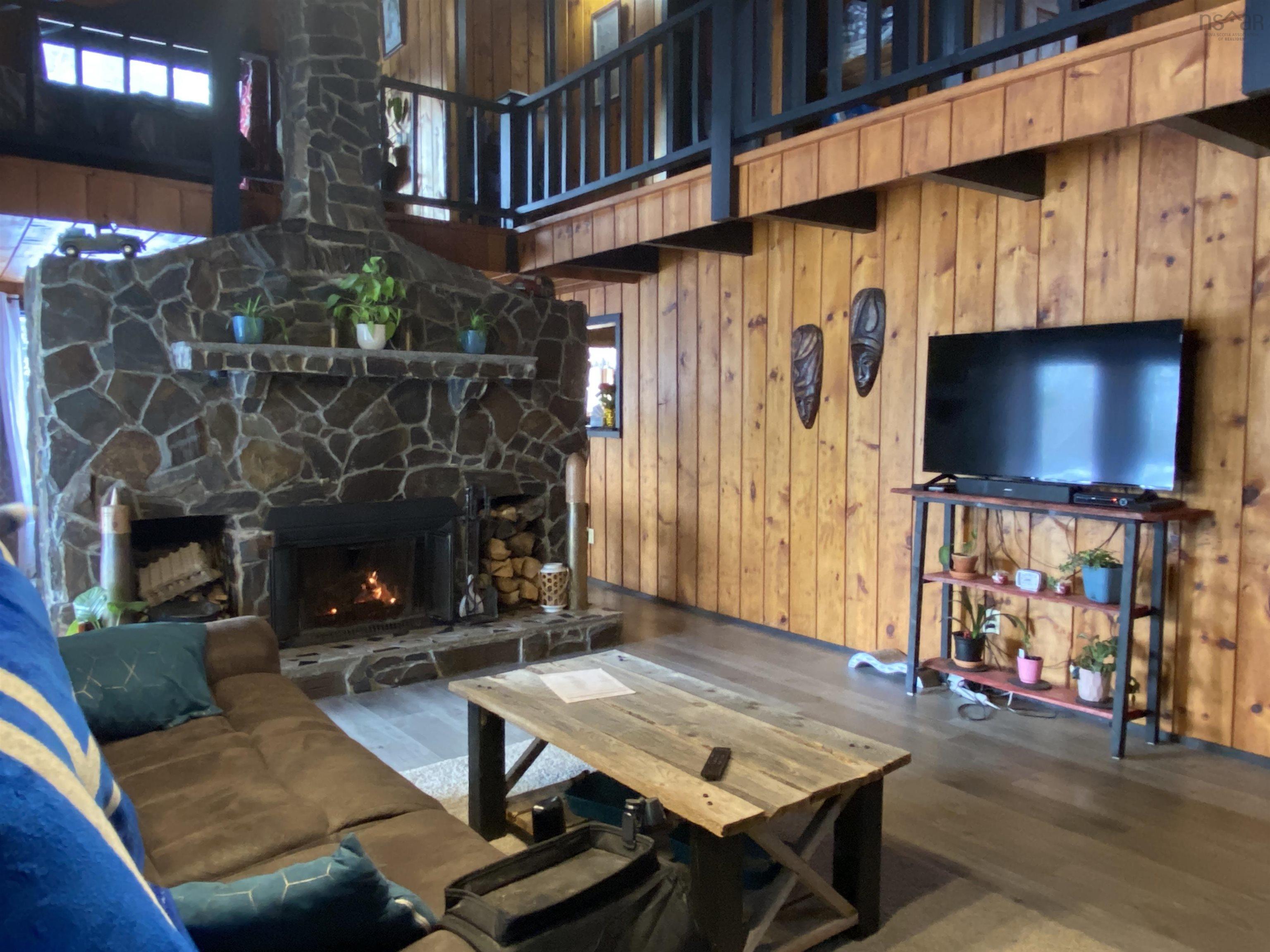 $360,000.00: 23 River Road, Milton