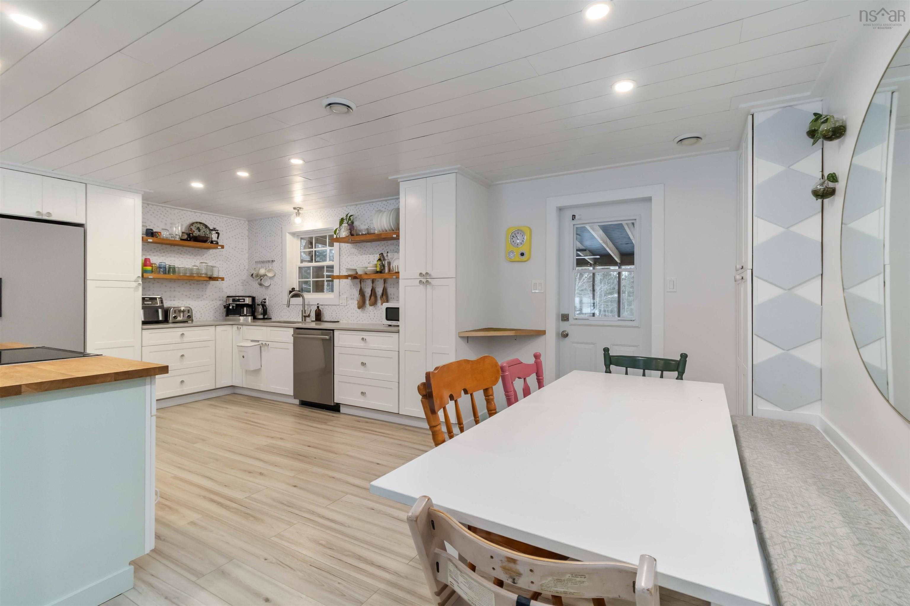 $649,900.00: 36 Kelly Drive, Fox Point