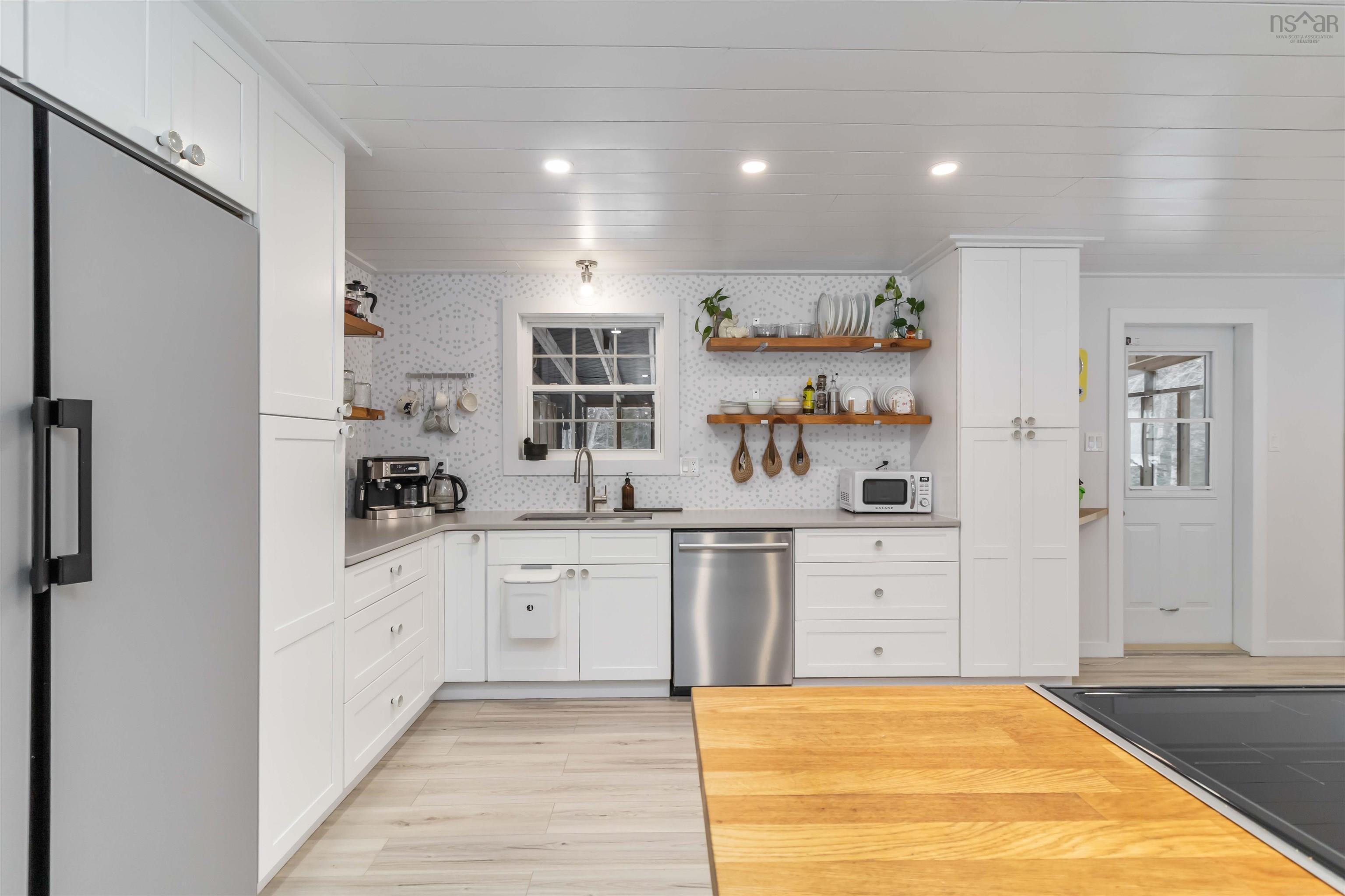 $649,900.00: 36 Kelly Drive, Fox Point