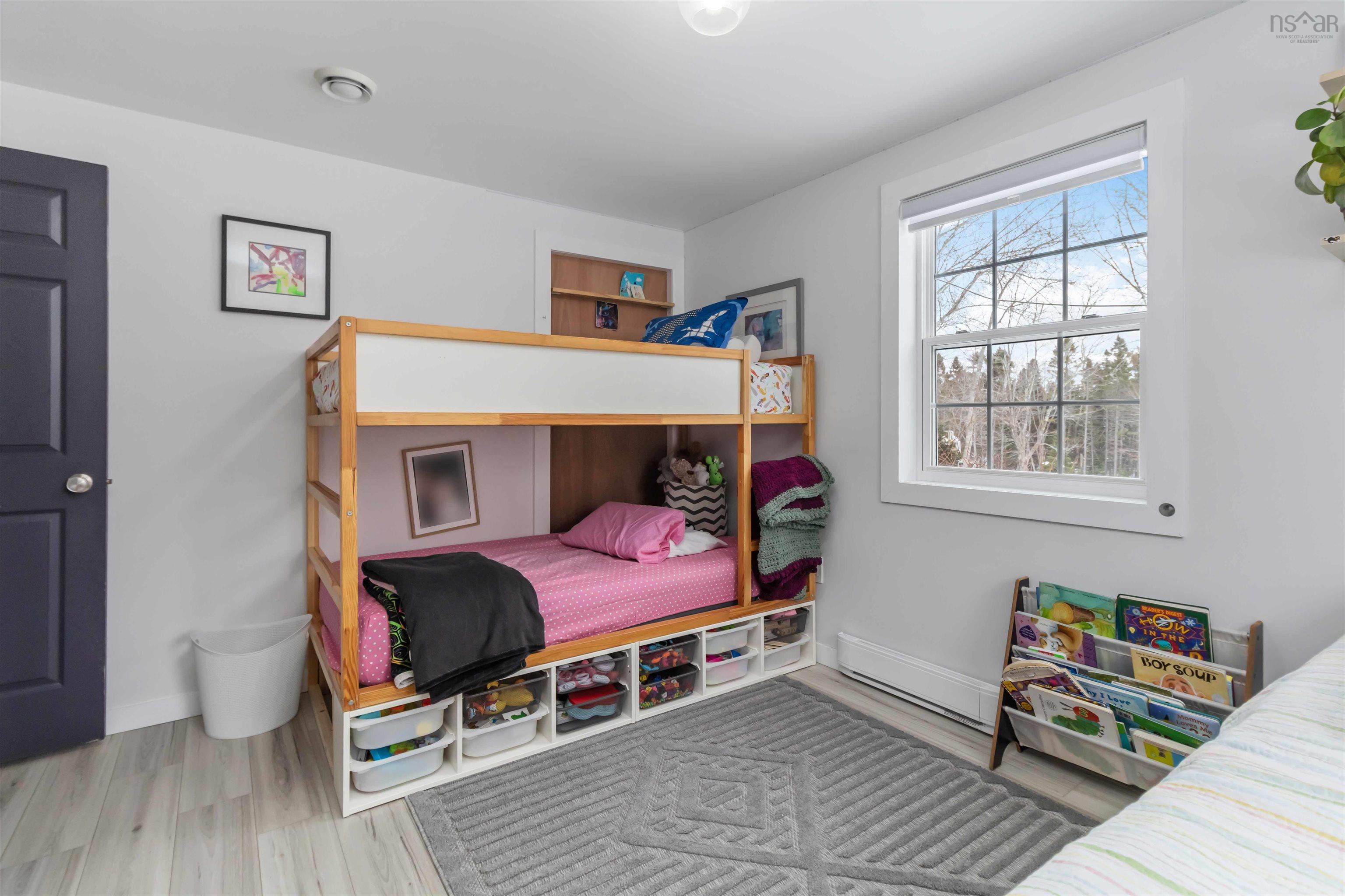 $665,000.00: 36 Kelly Drive, Fox Point