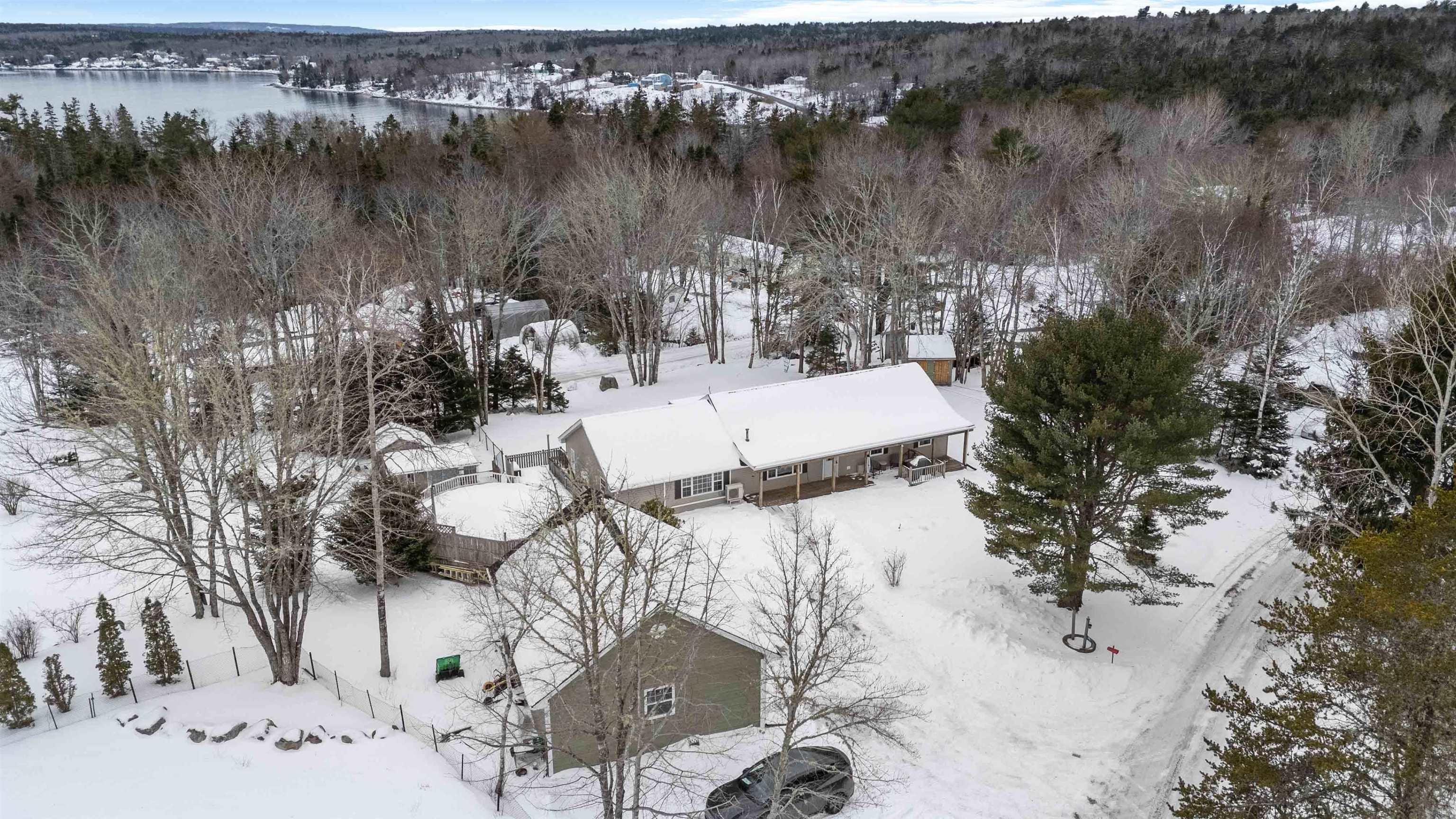 $665,000.00: 36 Kelly Drive, Fox Point