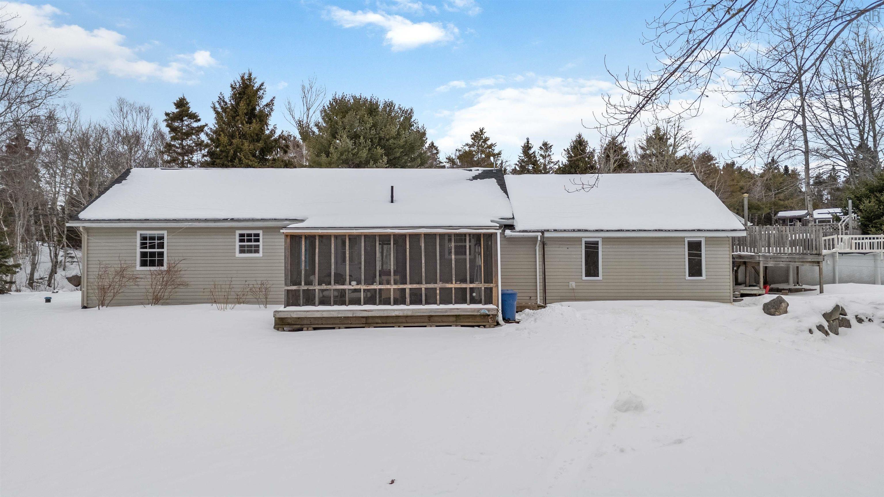 $649,900.00: 36 Kelly Drive, Fox Point