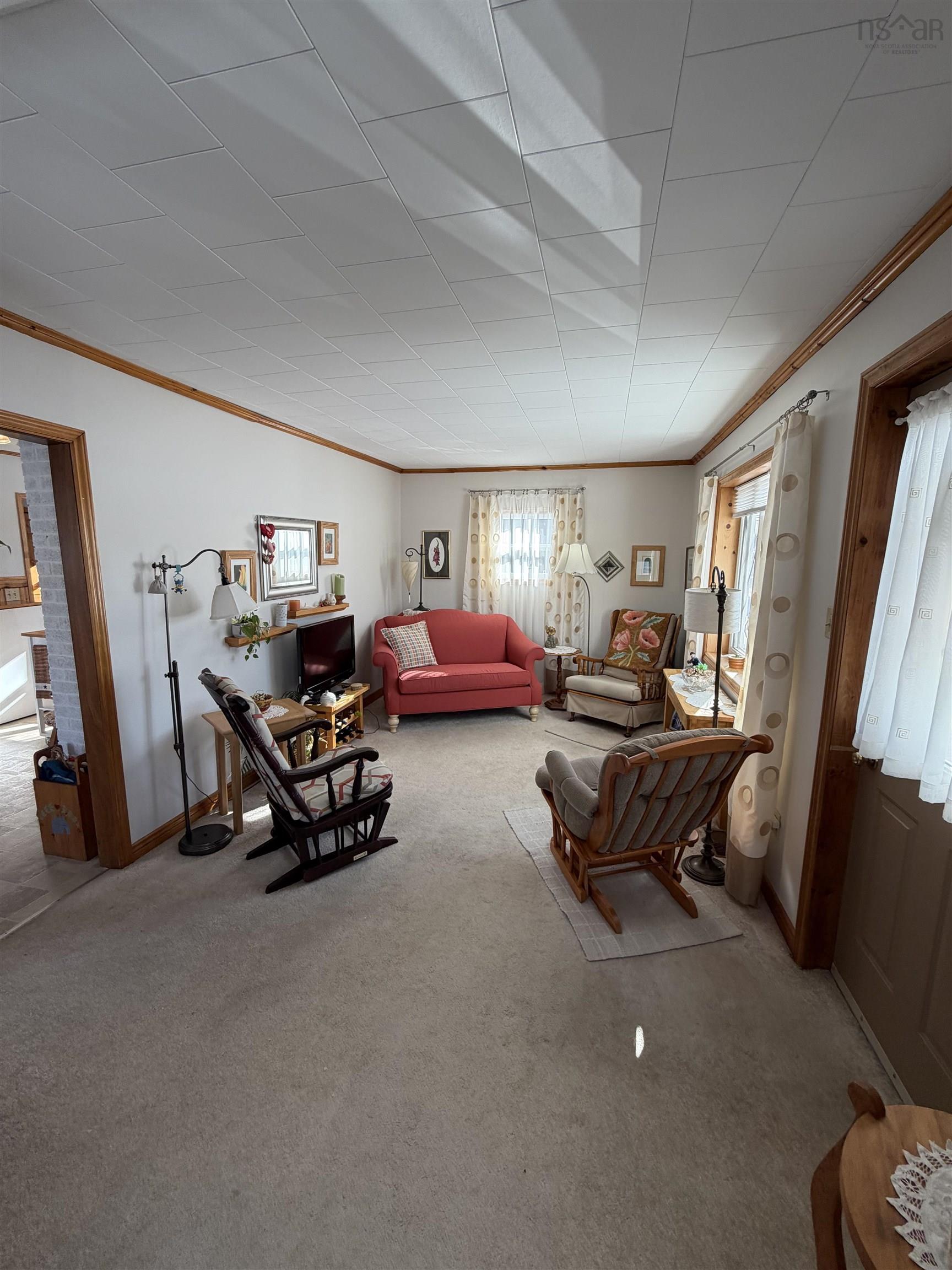 $349,900.00: 16 D MacIsaac Road, Post Road