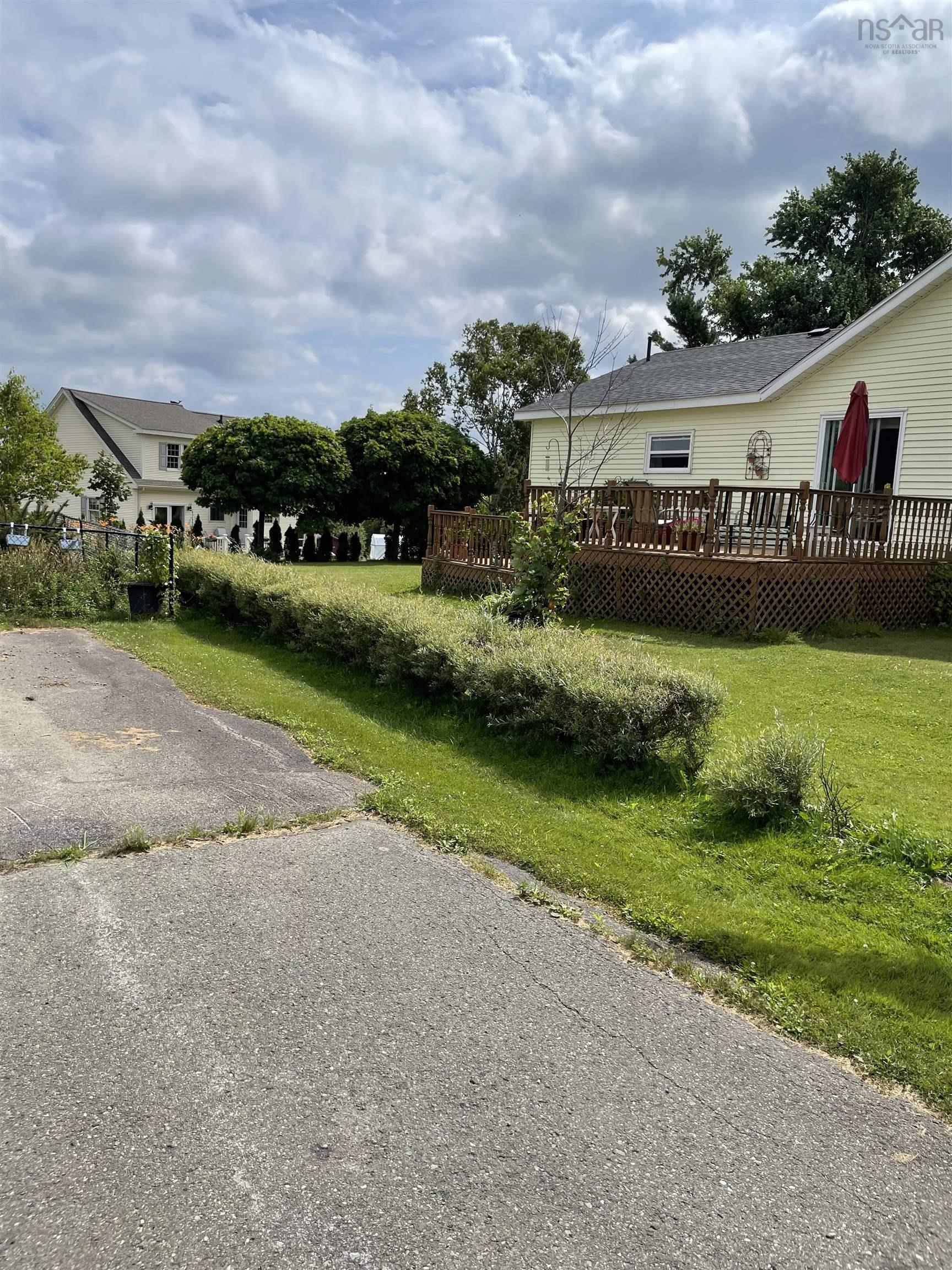 $349,900.00: 16 D MacIsaac Road, Post Road