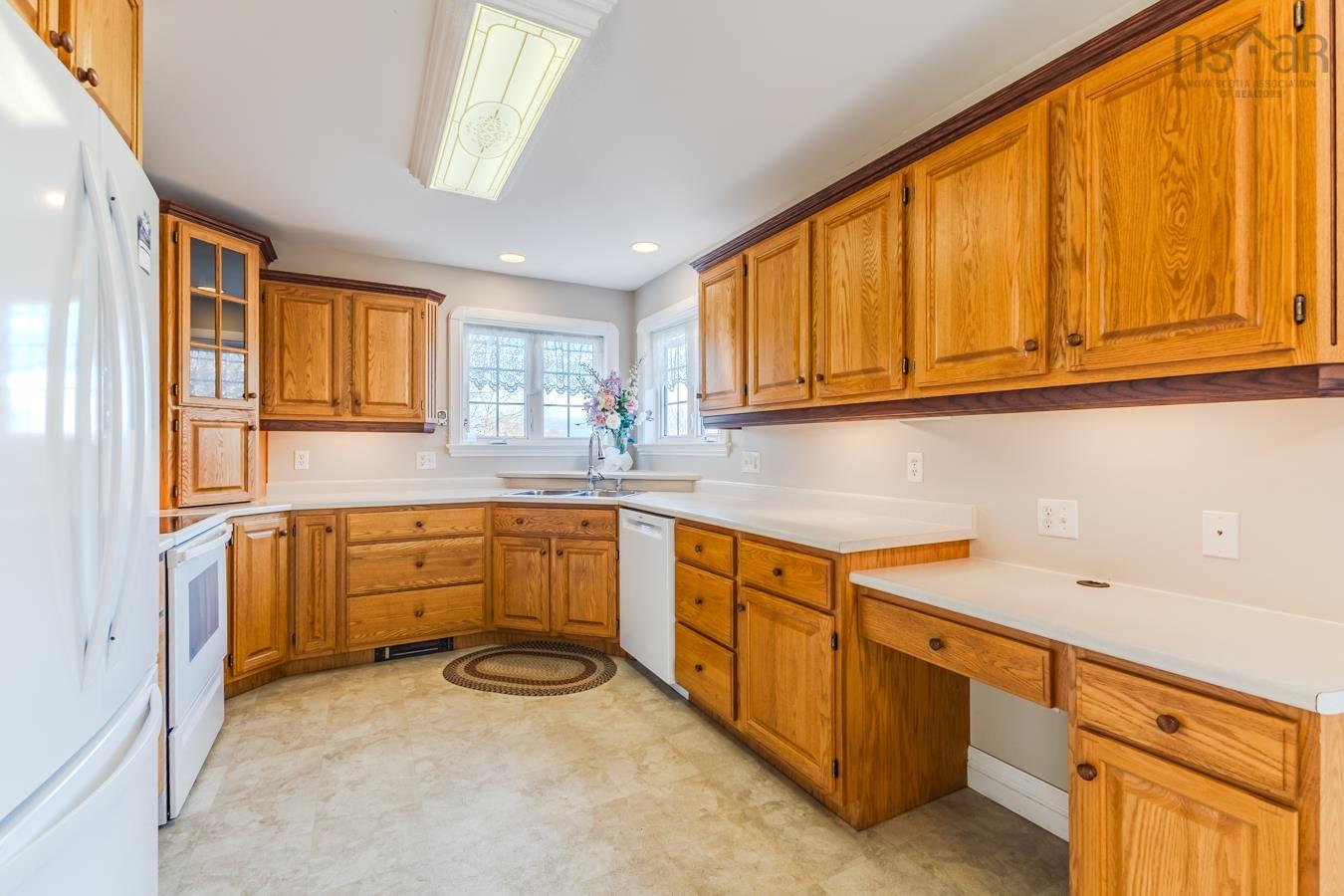 $529,900.00: 157 Parkwood South, Truro Heights